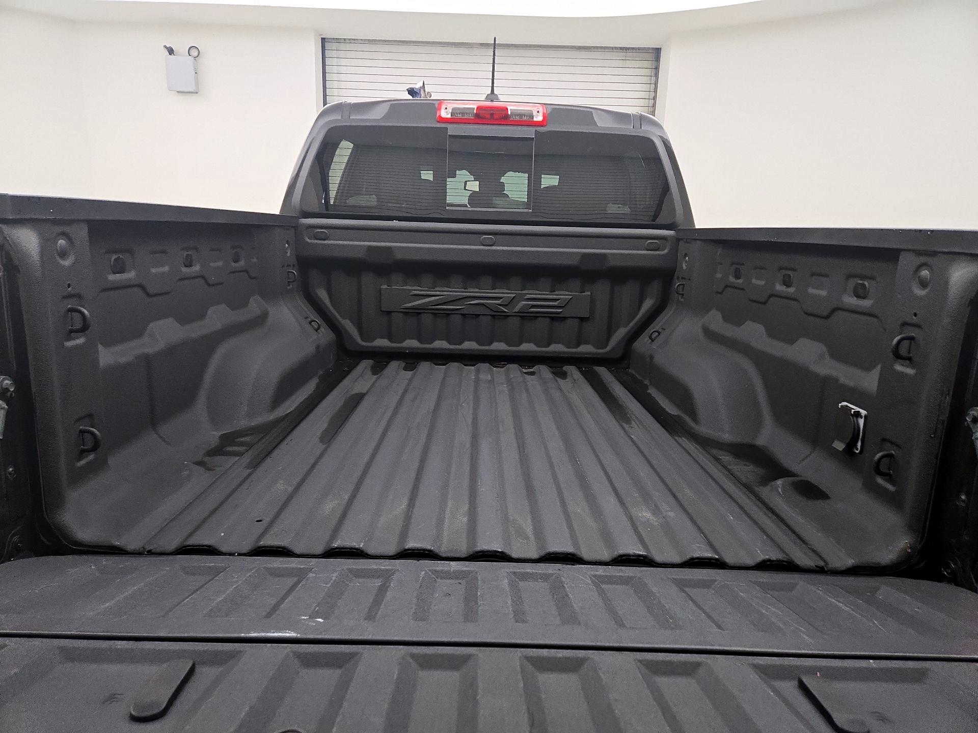 Thumbnail: 2024 Chevrolet Colorado - 19