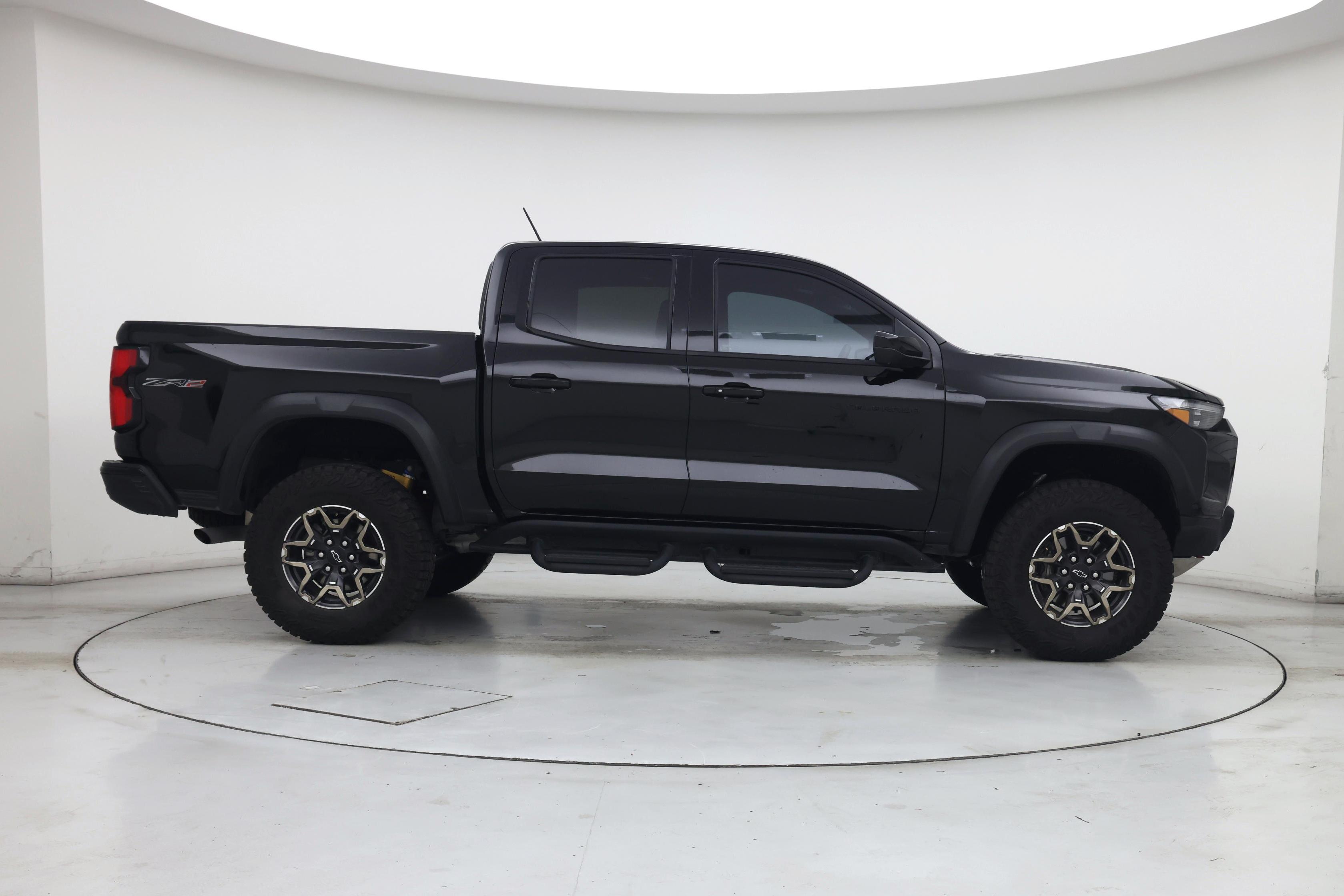 Thumbnail: 2024 Chevrolet Colorado - 7