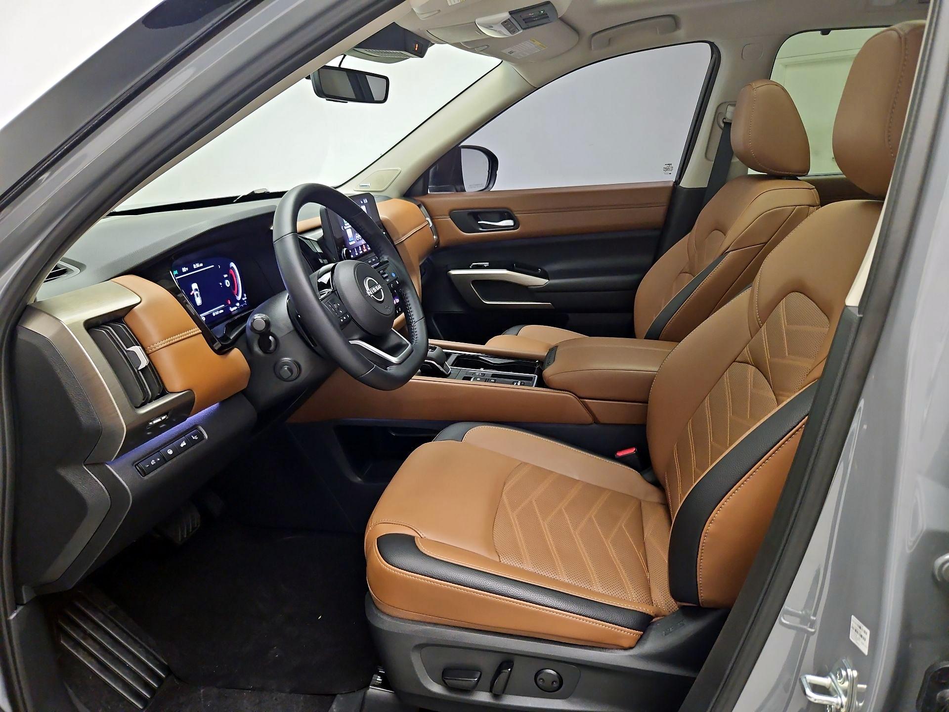 Thumbnail: 2025 Nissan Pathfinder - 11