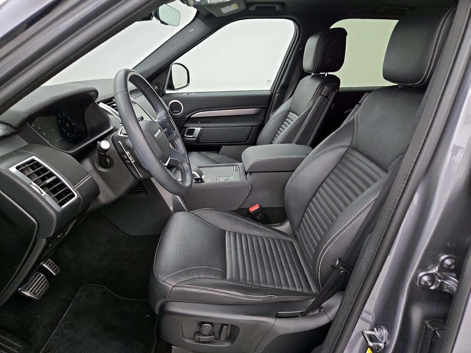 2024 Land Rover Discovery Dynamic SE - Photo 12