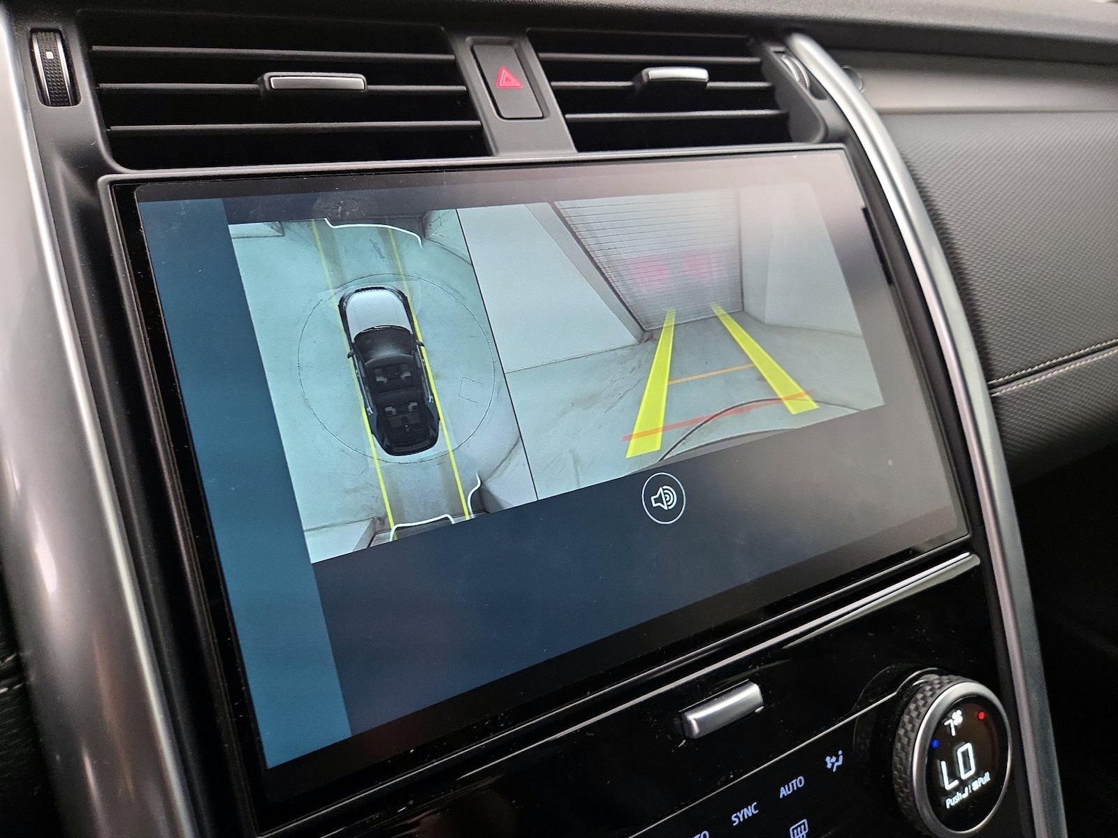 2024 Land Rover Discovery Dynamic SE - Photo 14