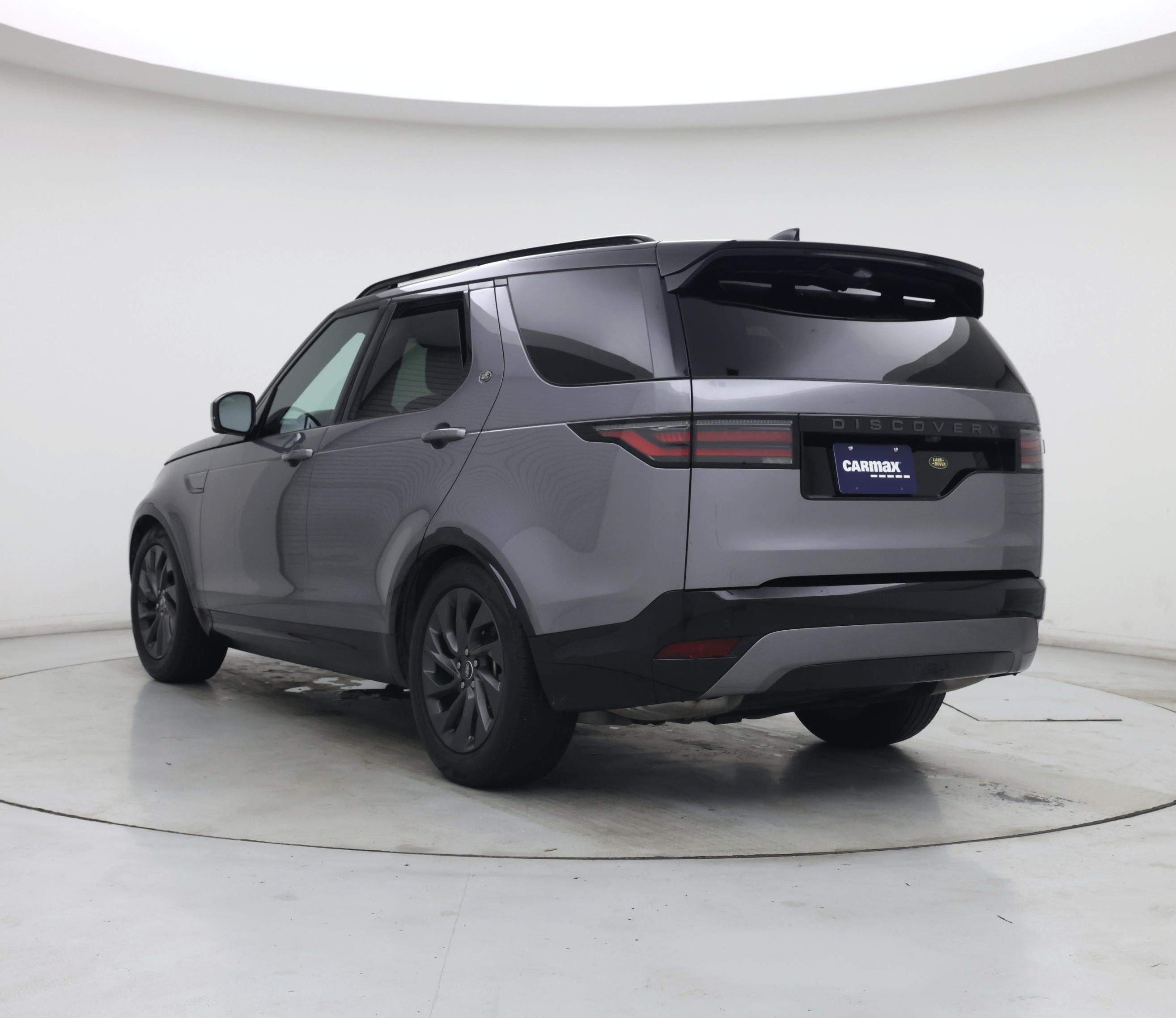 Thumbnail: 2024 Land Rover Discovery - 2