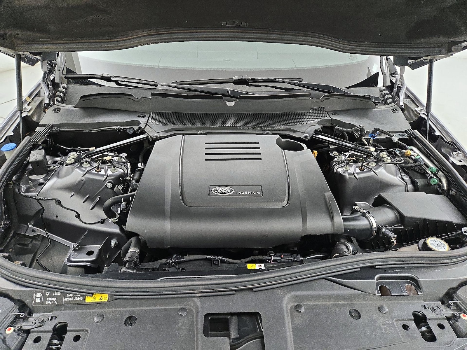 2024 Land Rover Discovery Dynamic SE - Photo 22