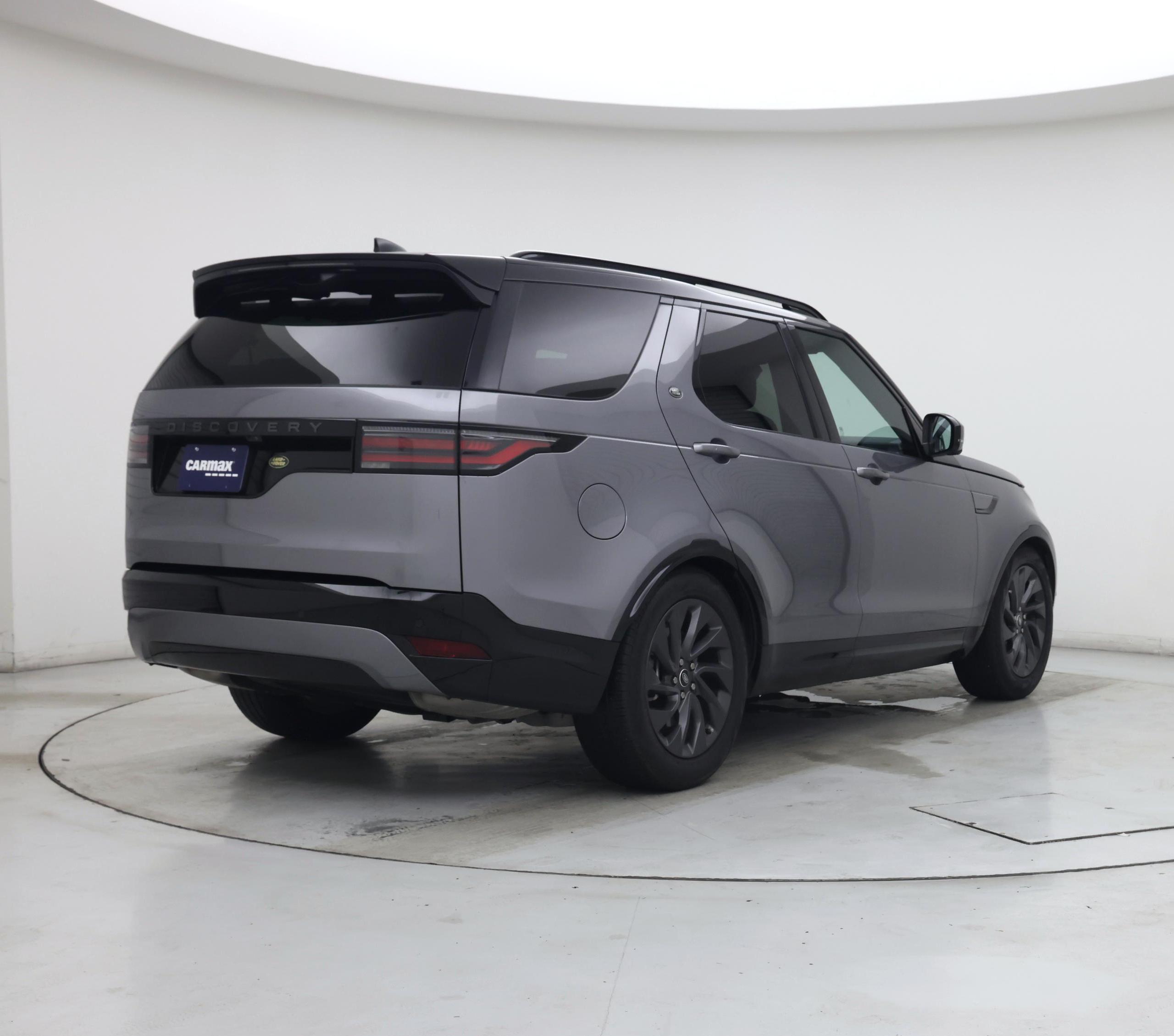 Thumbnail: 2024 Land Rover Discovery - 8