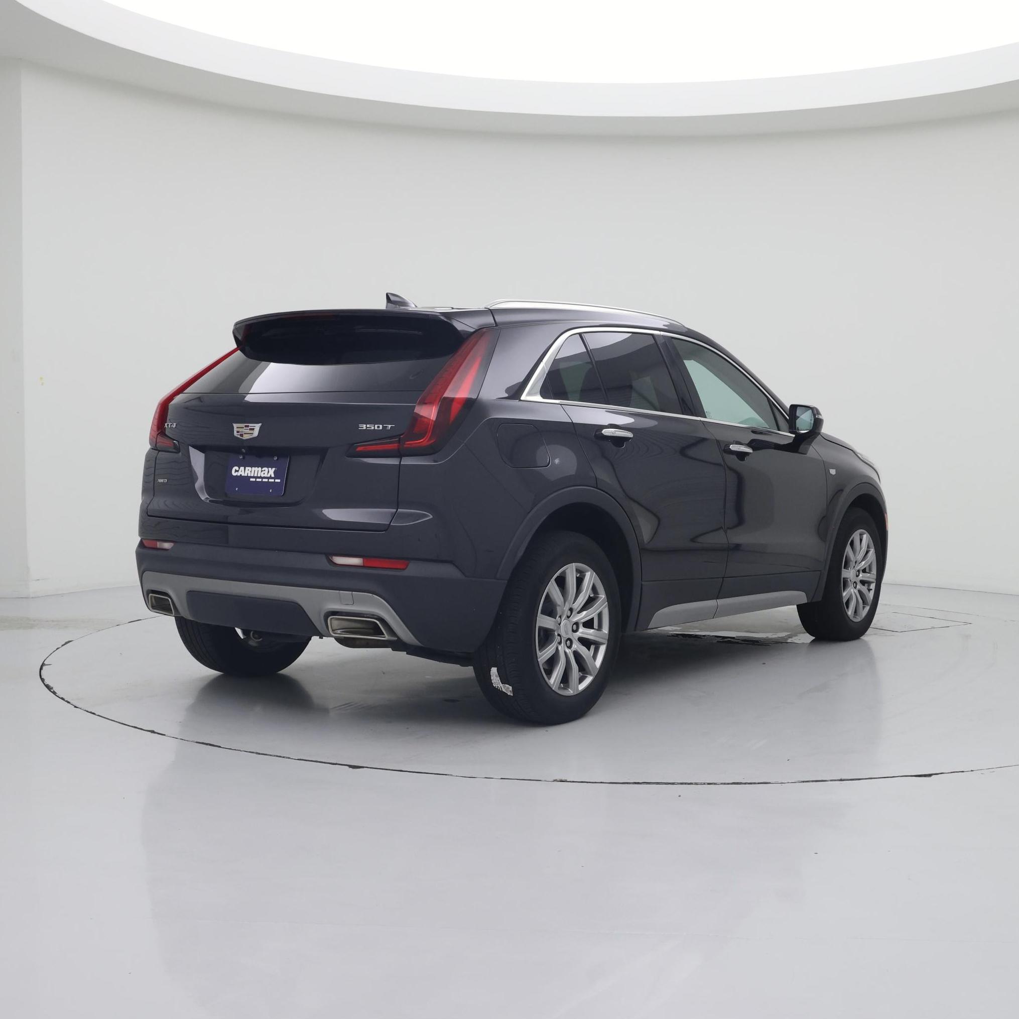 Thumbnail: 2023 Cadillac XT4 - 8