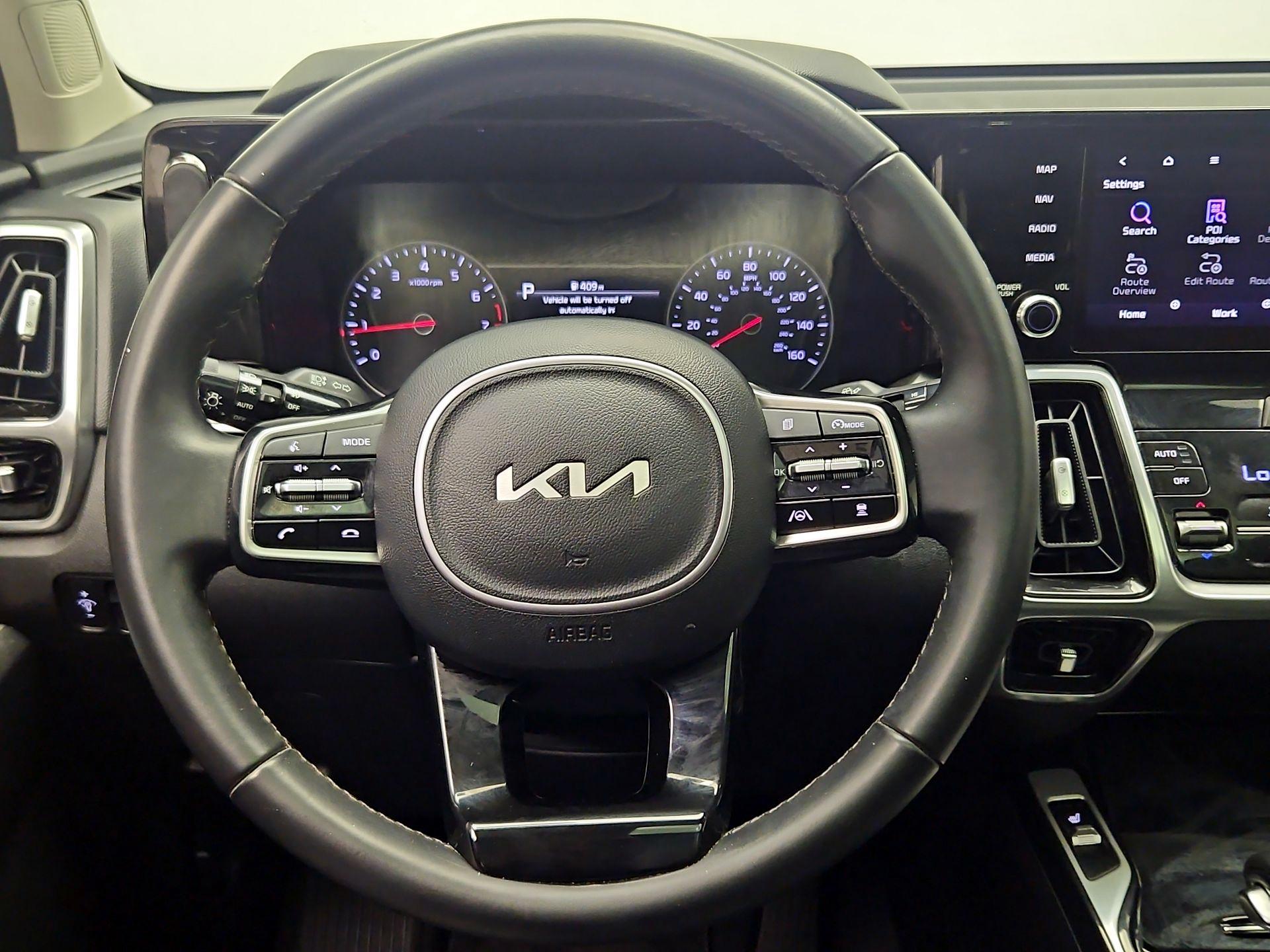Thumbnail: 2022 Kia Sorento - 10