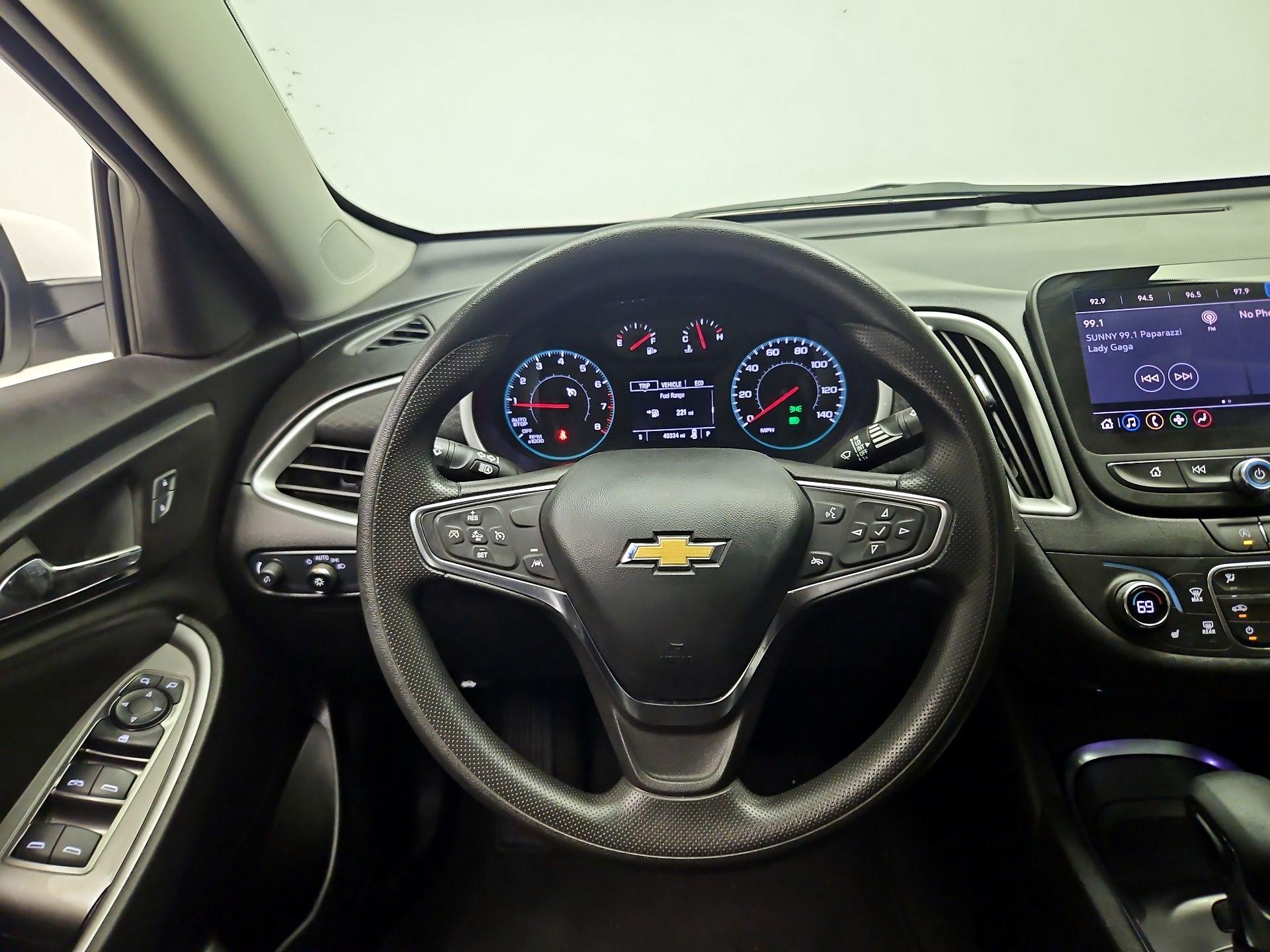 Thumbnail: 2024 Chevrolet Malibu - 10
