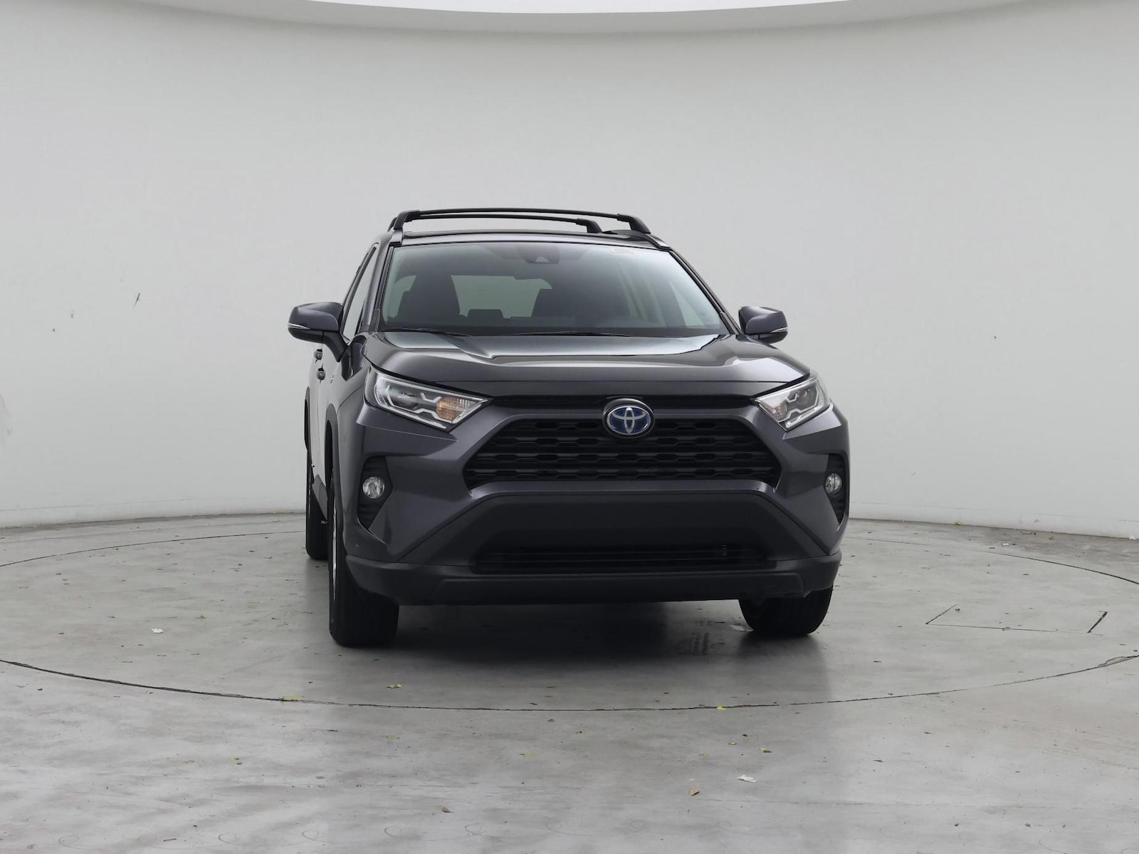 2021 Toyota RAV4 XLE - Photo 6