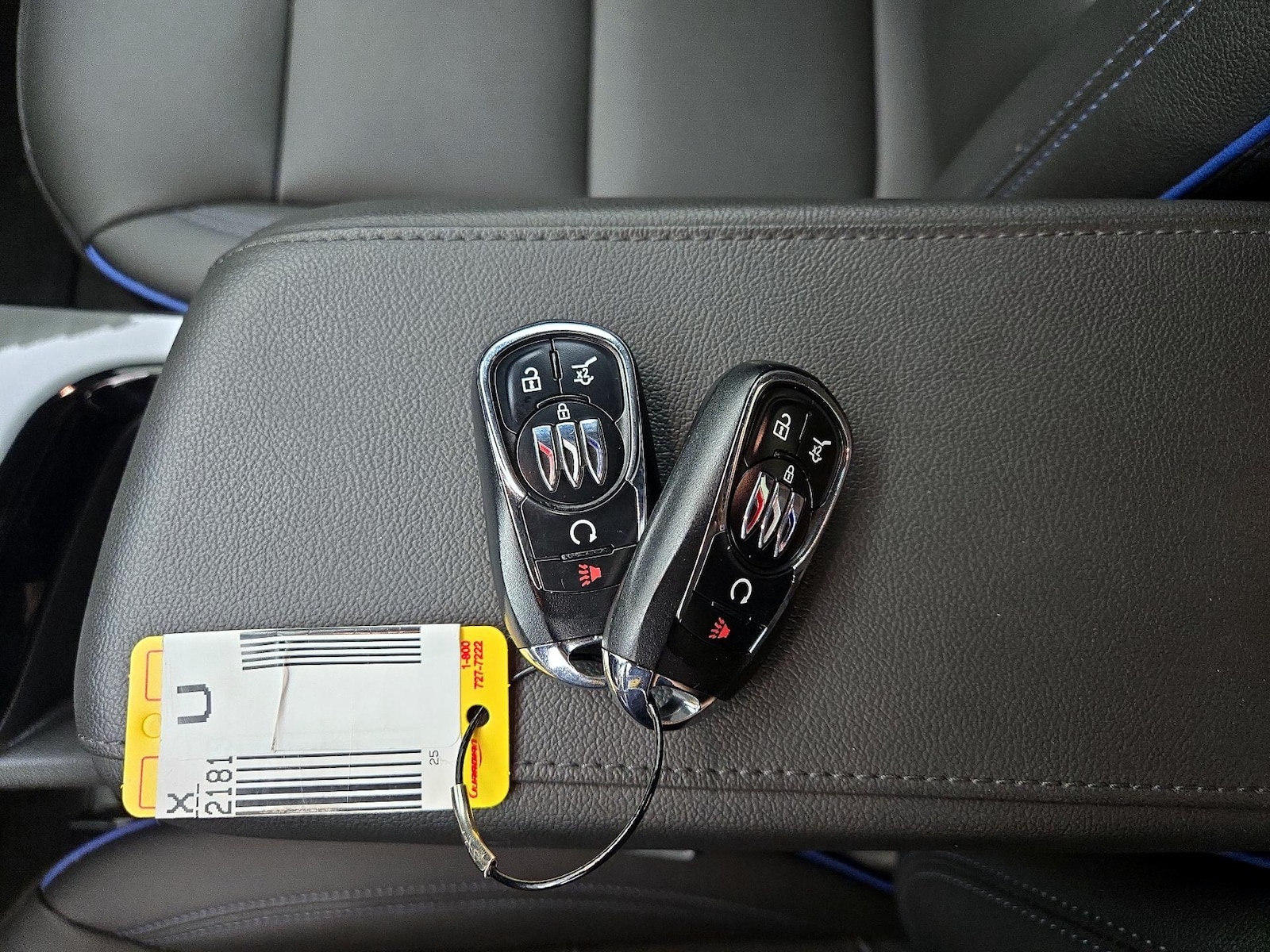 2025 Buick Envista Sport Touring - Photo 23