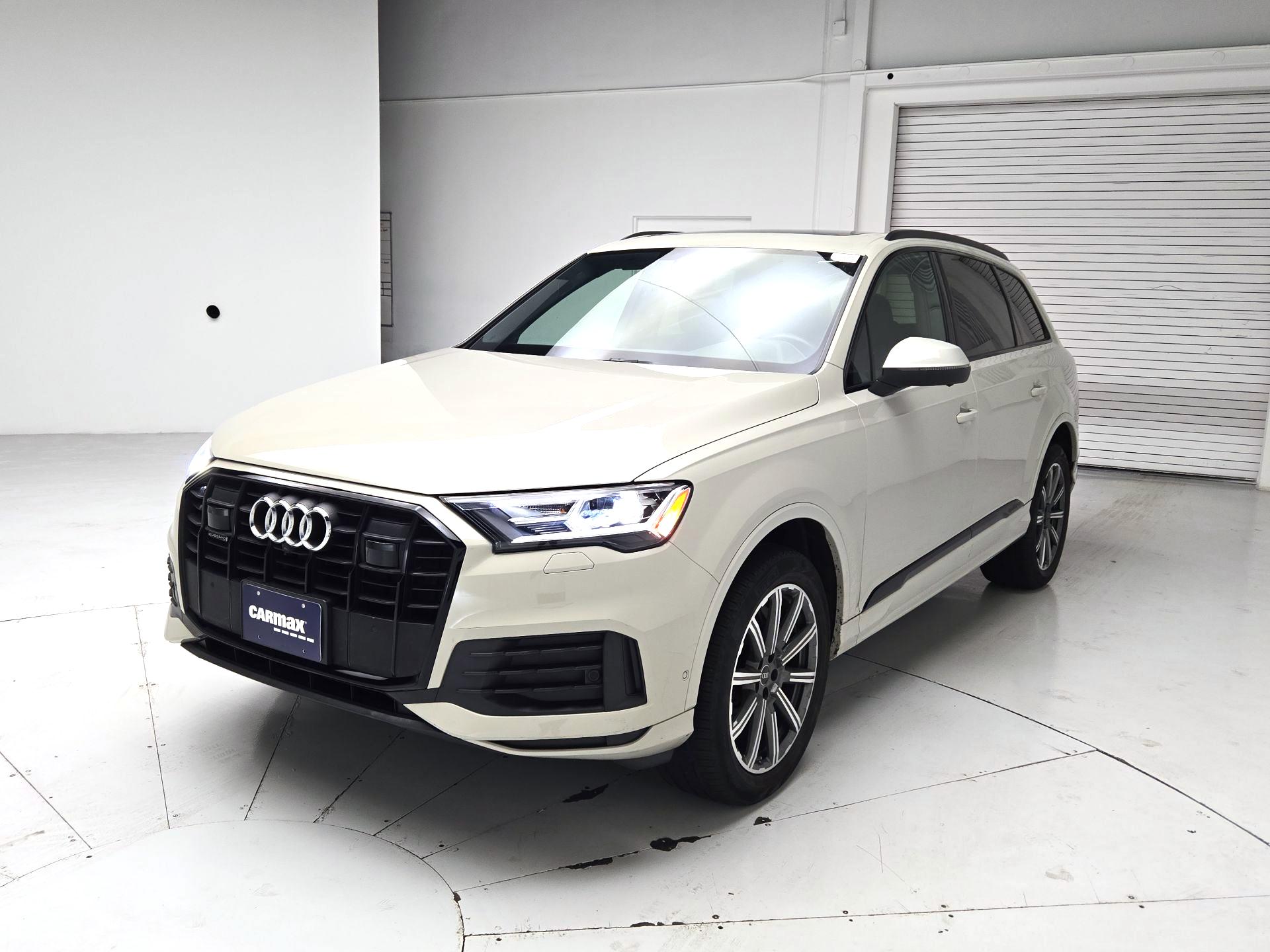 Thumbnail: 2023 Audi Q7 - 3