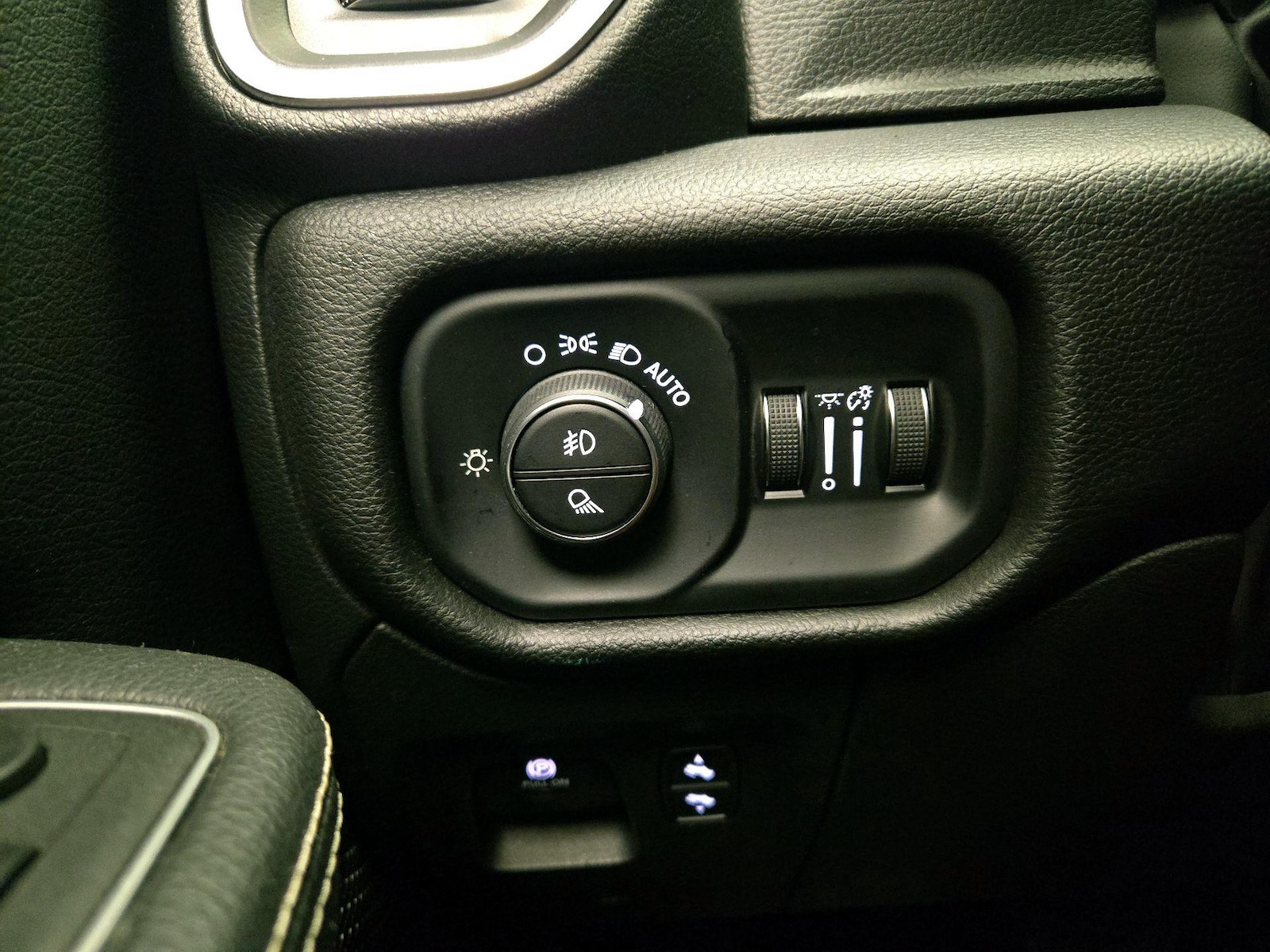 2023 RAM Ram 1500 Pickup Laramie - Photo 14
