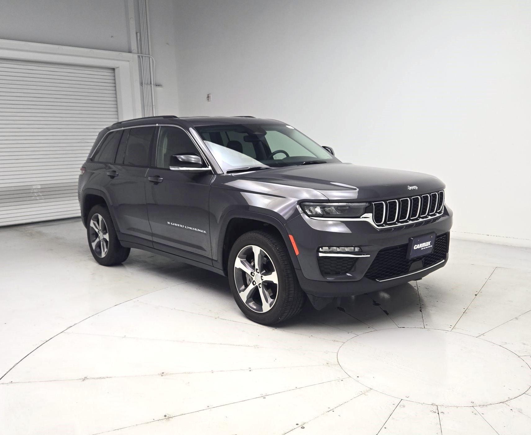Thumbnail: 2023 Jeep Grand Cherokee - 1