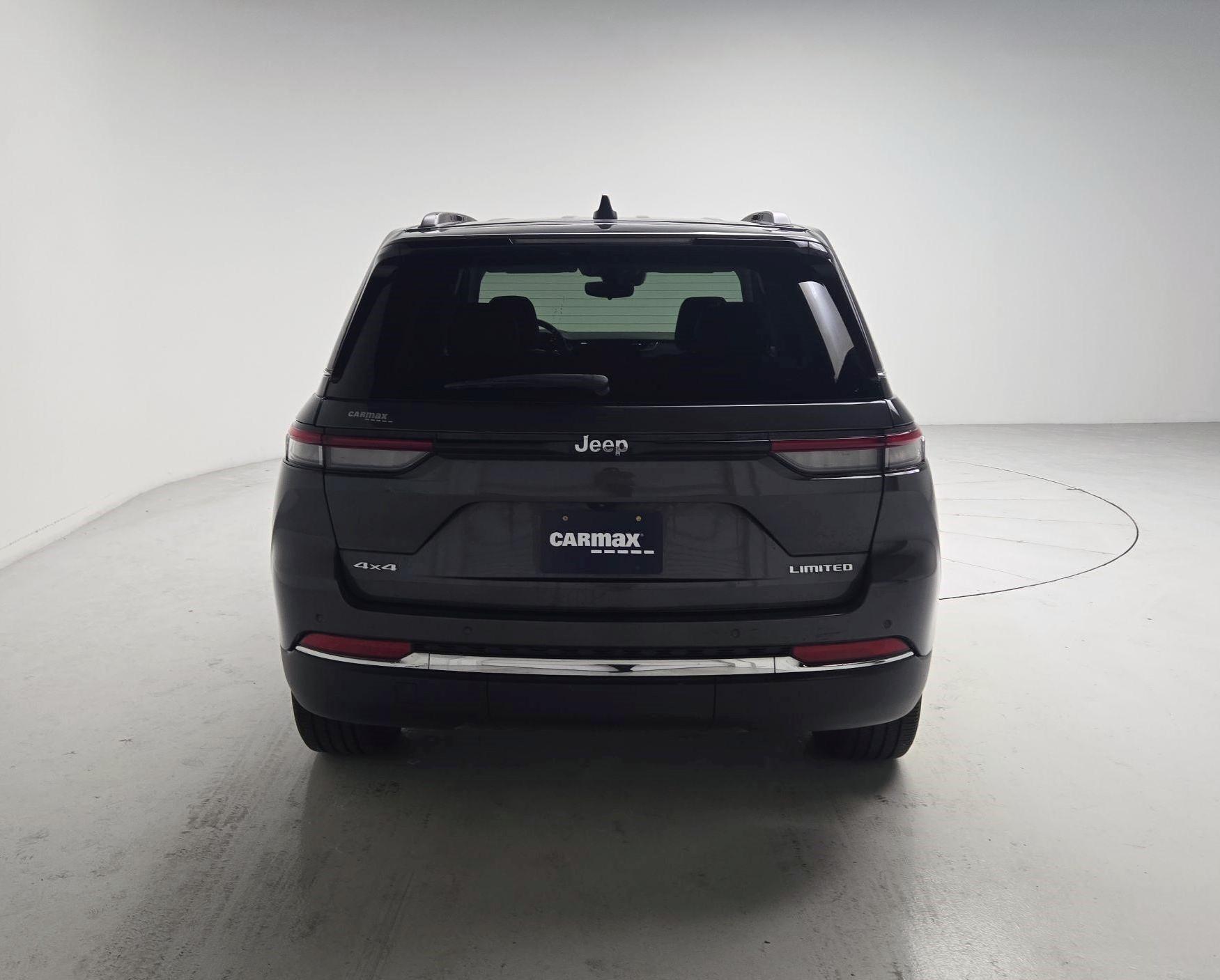 Thumbnail: 2023 Jeep Grand Cherokee - 6