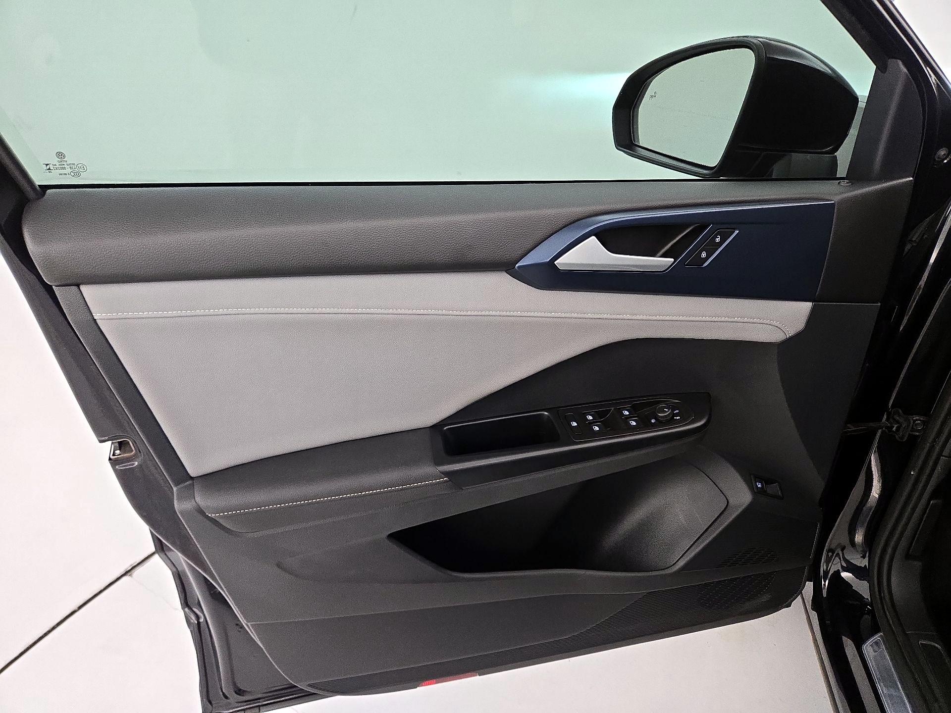 Thumbnail: 2024 Volkswagen Taos - 12