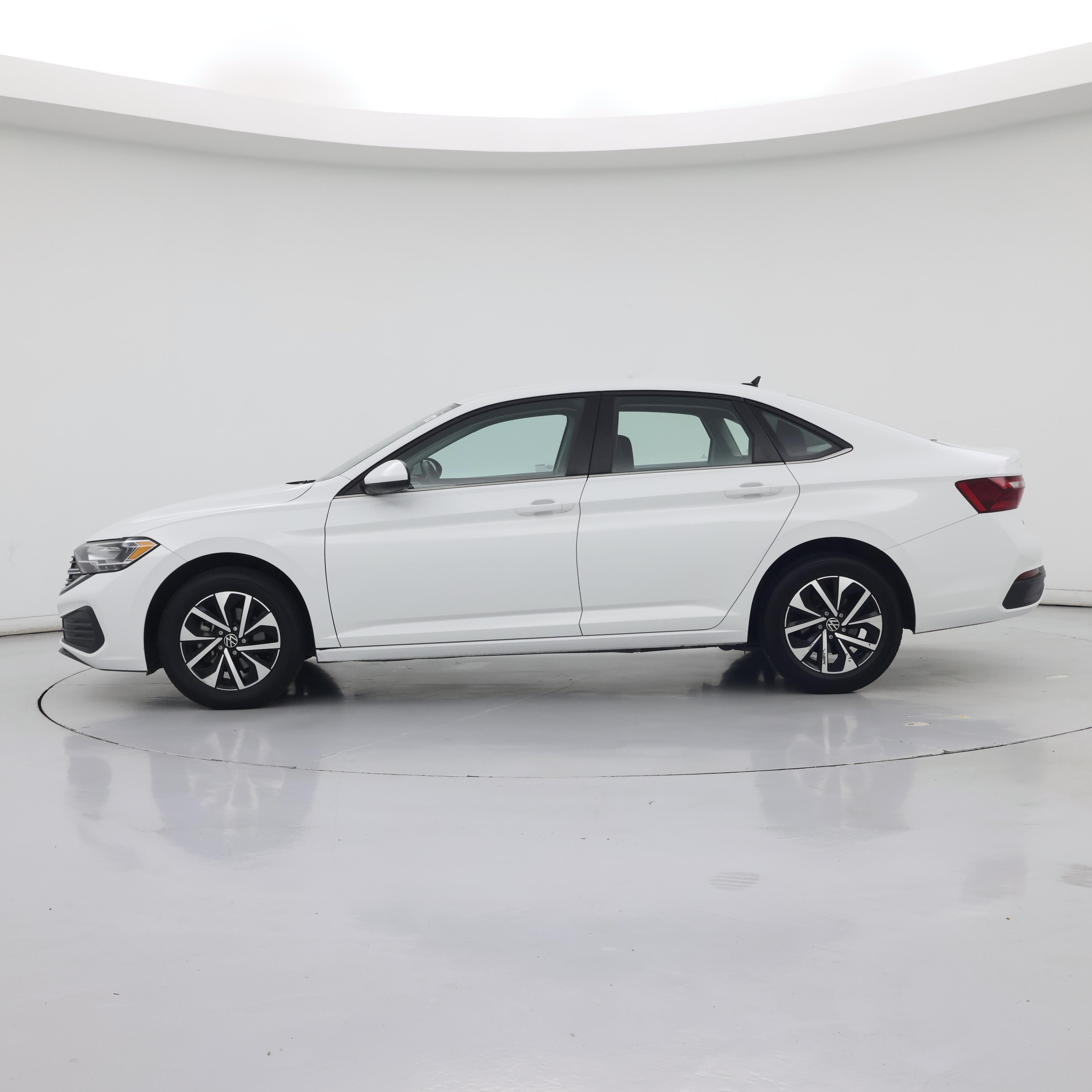 Thumbnail: 2024 Volkswagen Jetta - 3