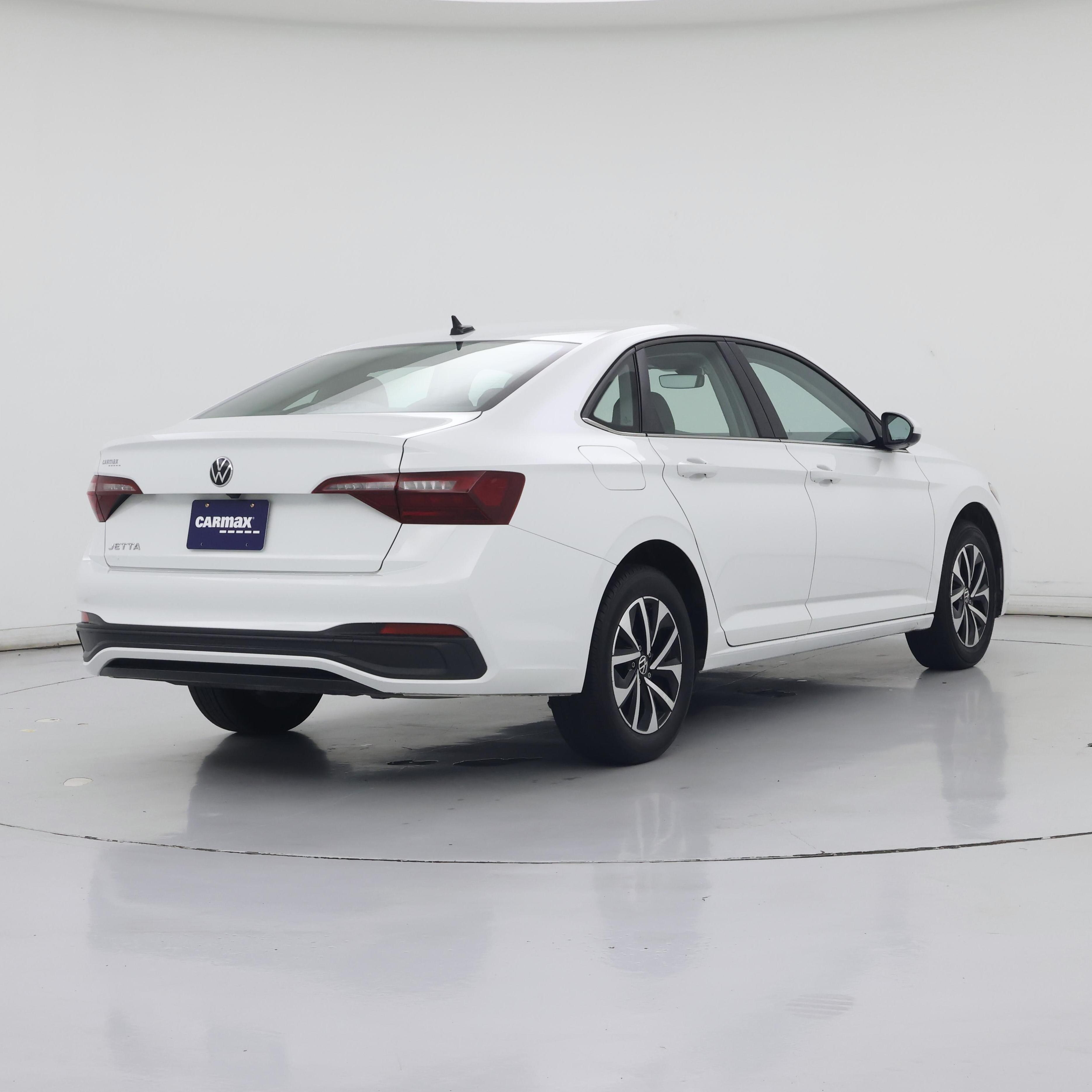 Thumbnail: 2024 Volkswagen Jetta - 8