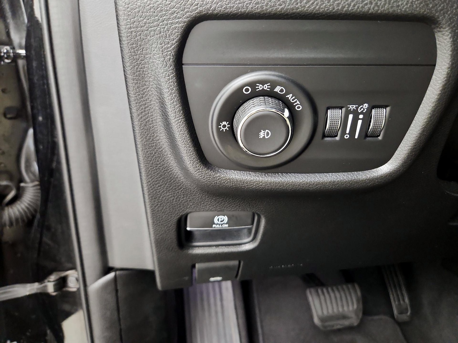 2022 Jeep Grand Cherokee Limited - Photo 14
