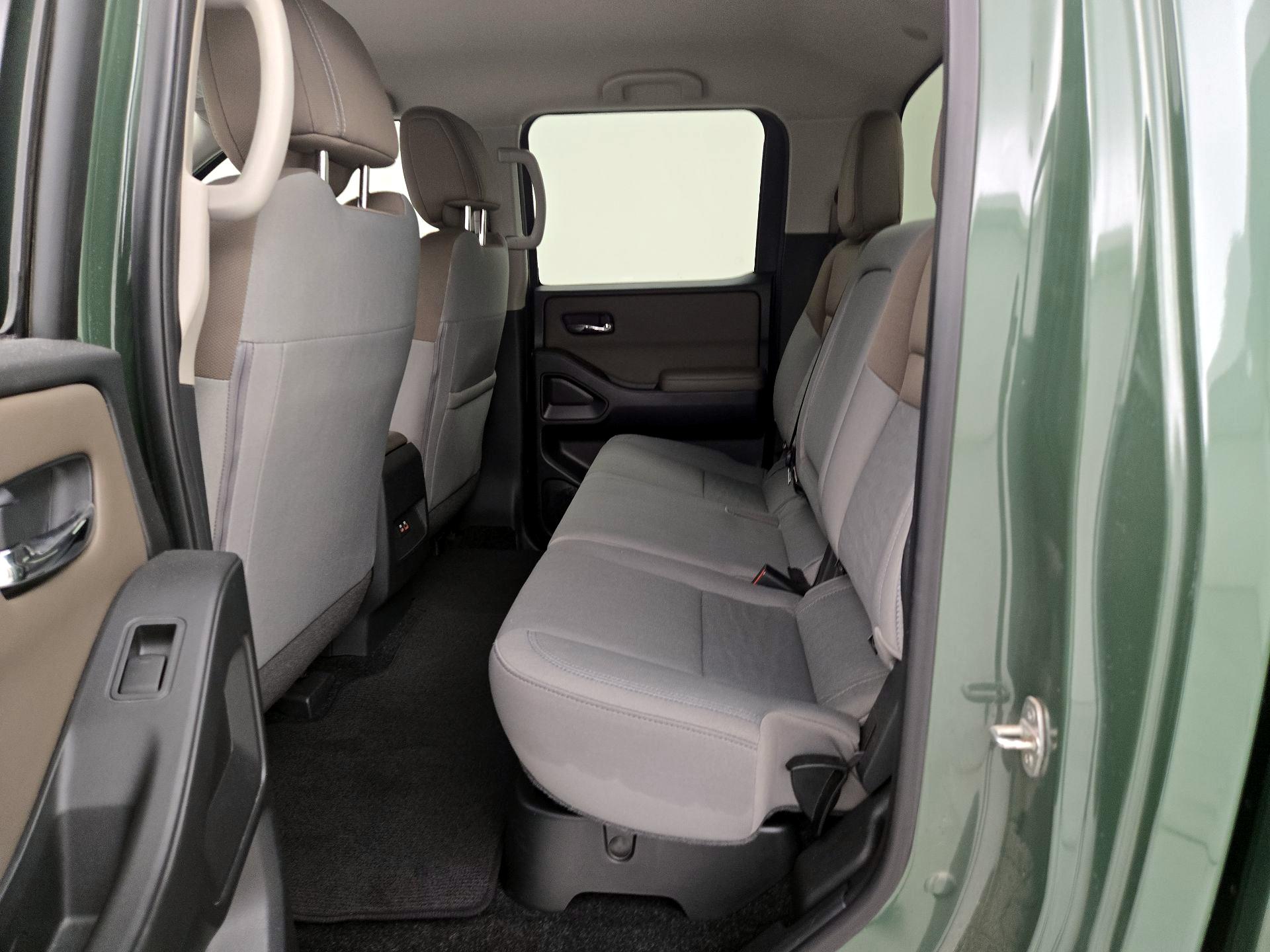 Thumbnail: 2023 Nissan Frontier - 19
