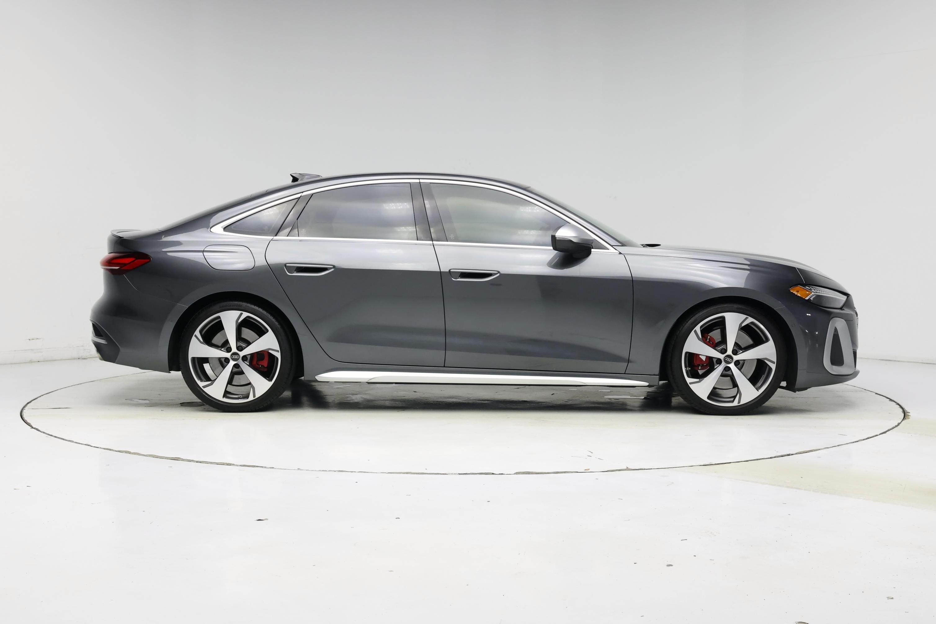 Thumbnail: 2025 Audi S5 - 7