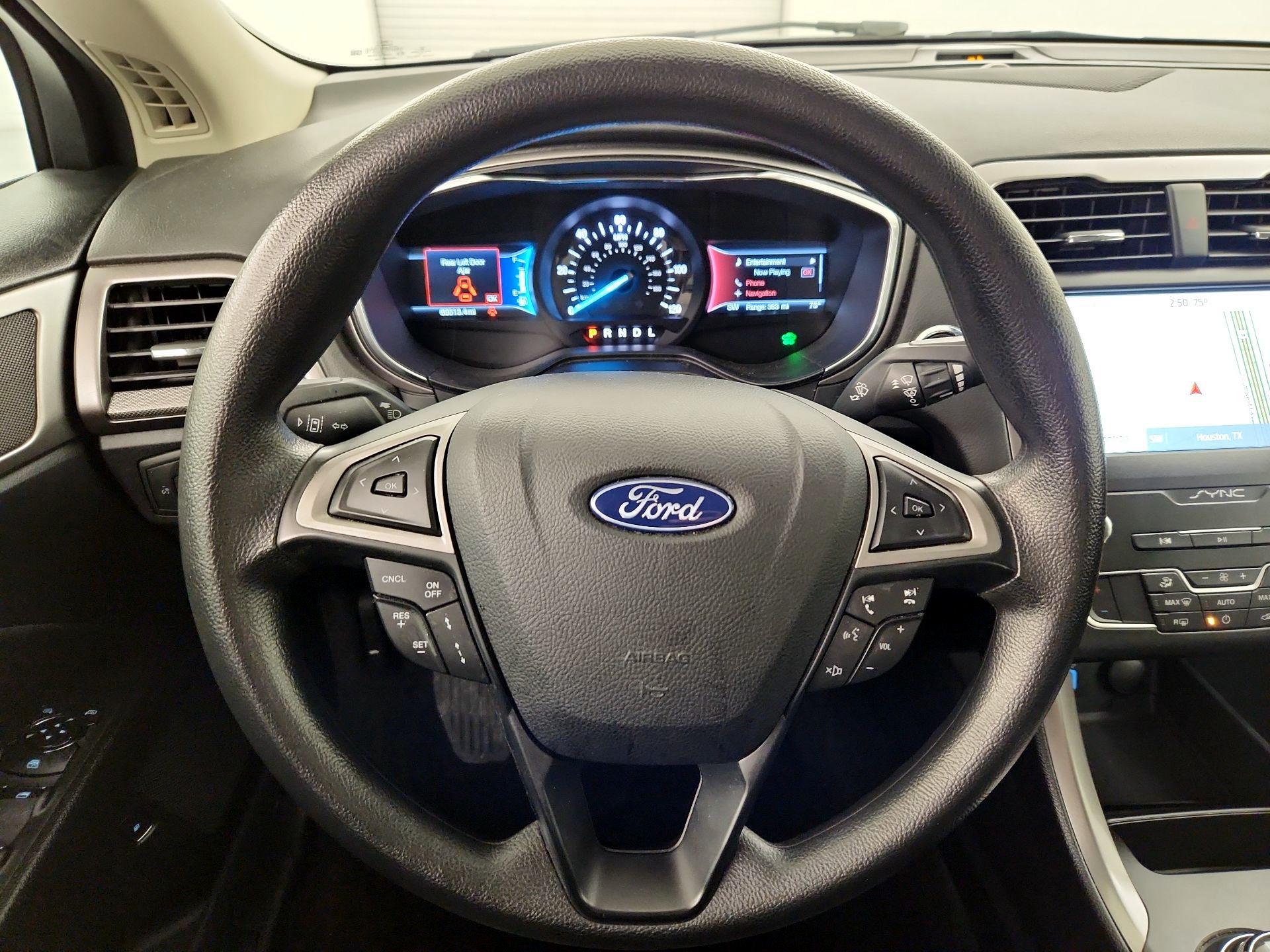 Thumbnail: 2020 Ford Fusion - 10