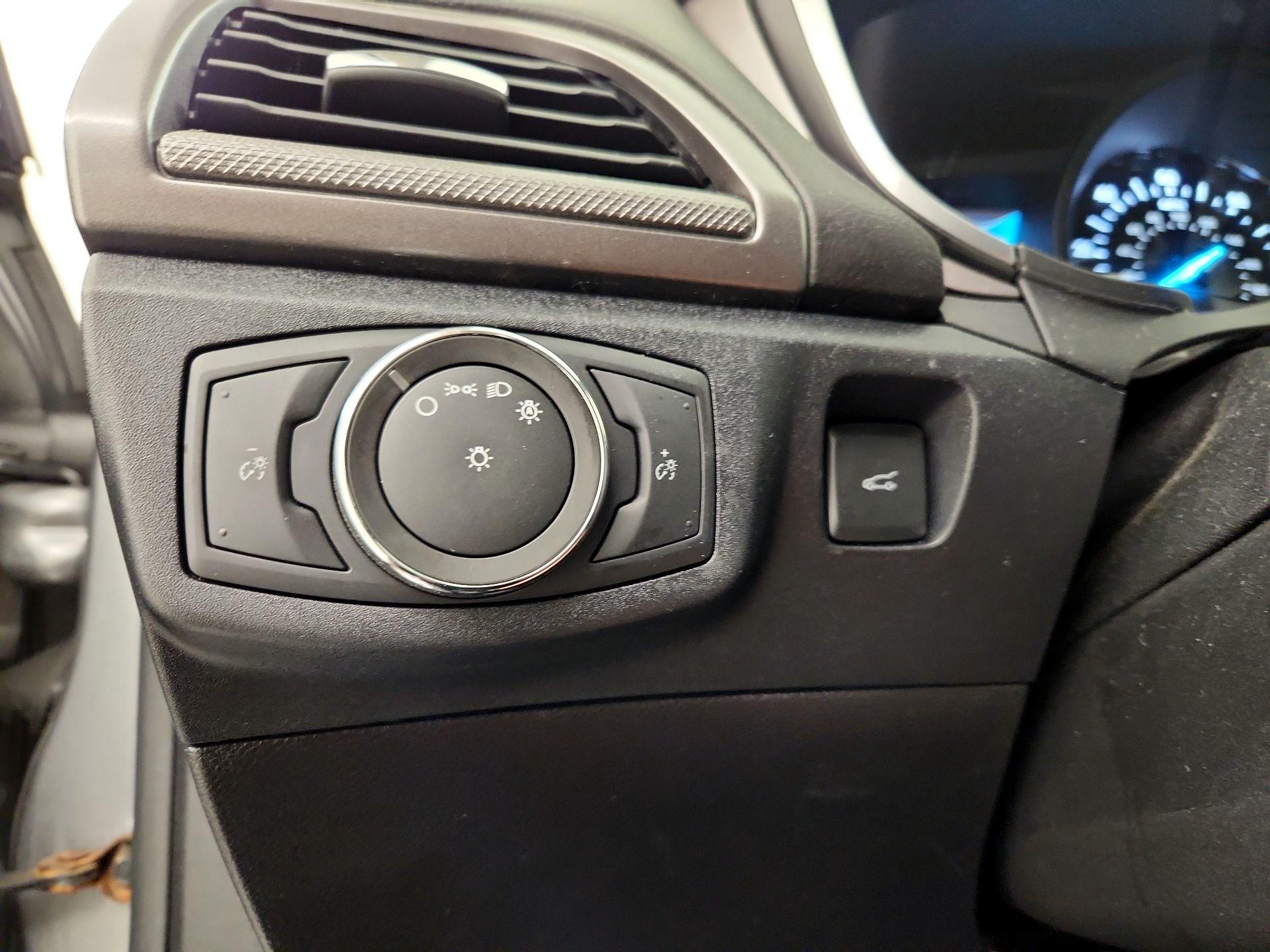 Thumbnail: 2020 Ford Fusion - 13