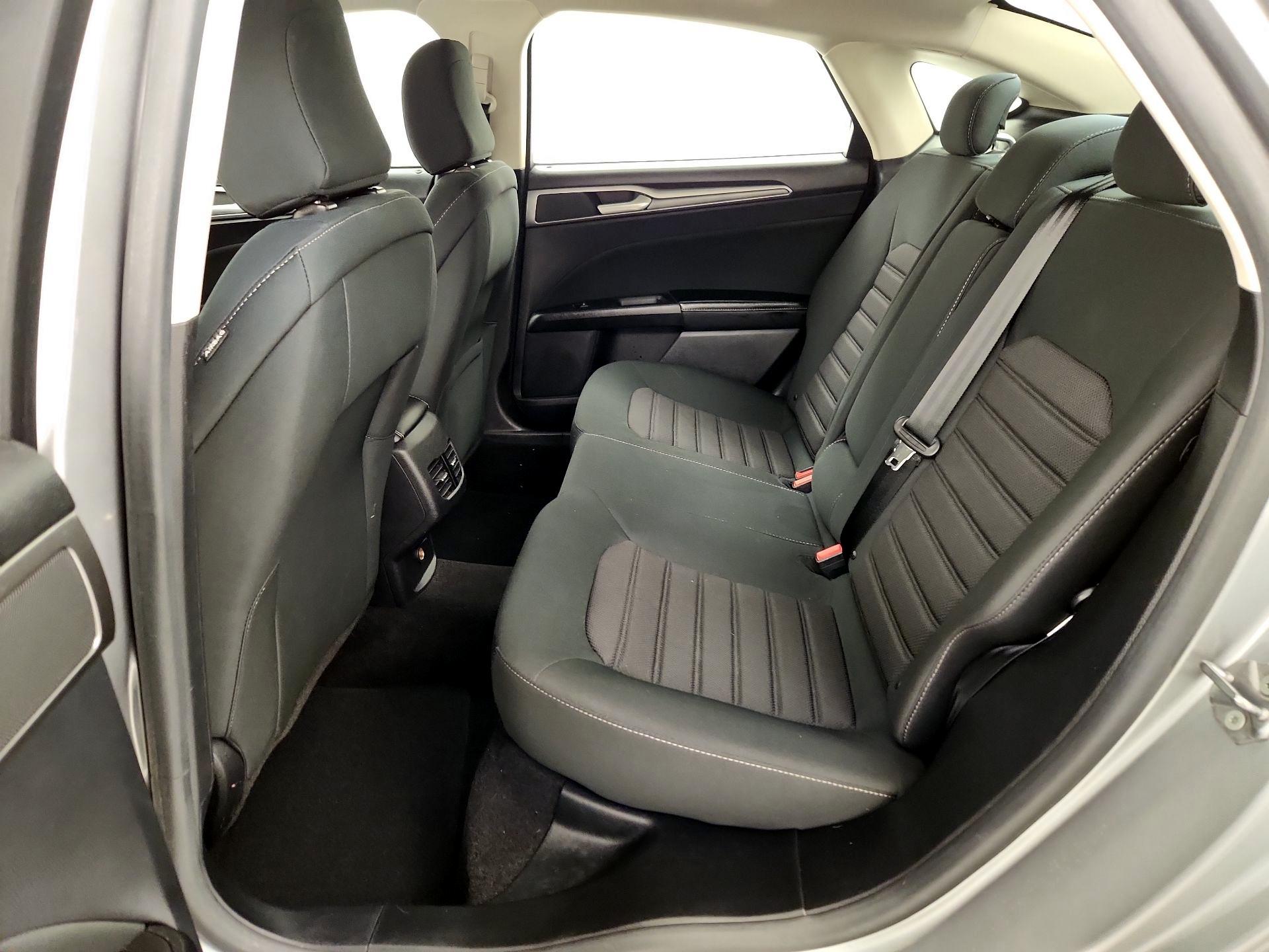 Thumbnail: 2020 Ford Fusion - 20