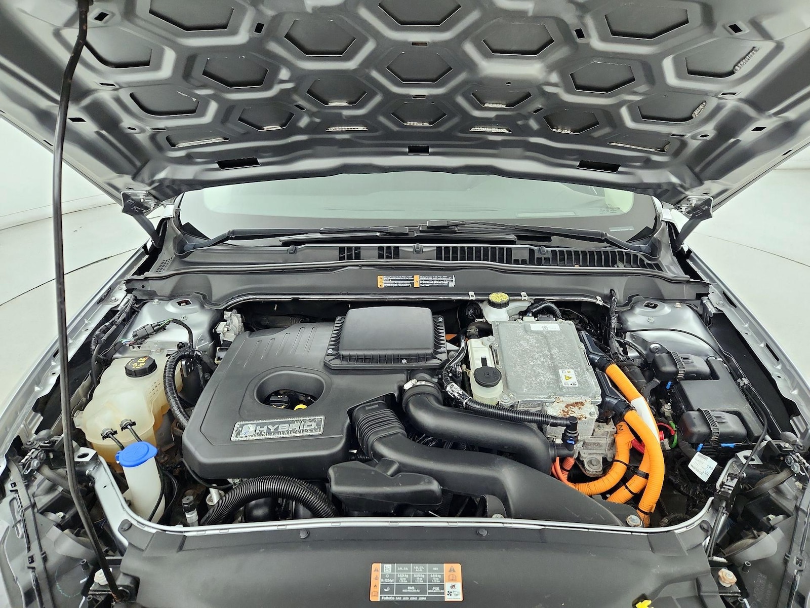 2020 Ford Fusion Hybrid SE - Photo 23