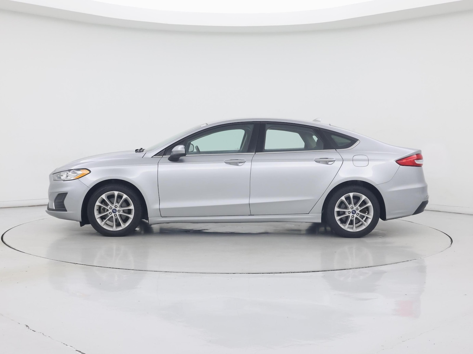 2020 Ford Fusion Hybrid SE - Photo 4
