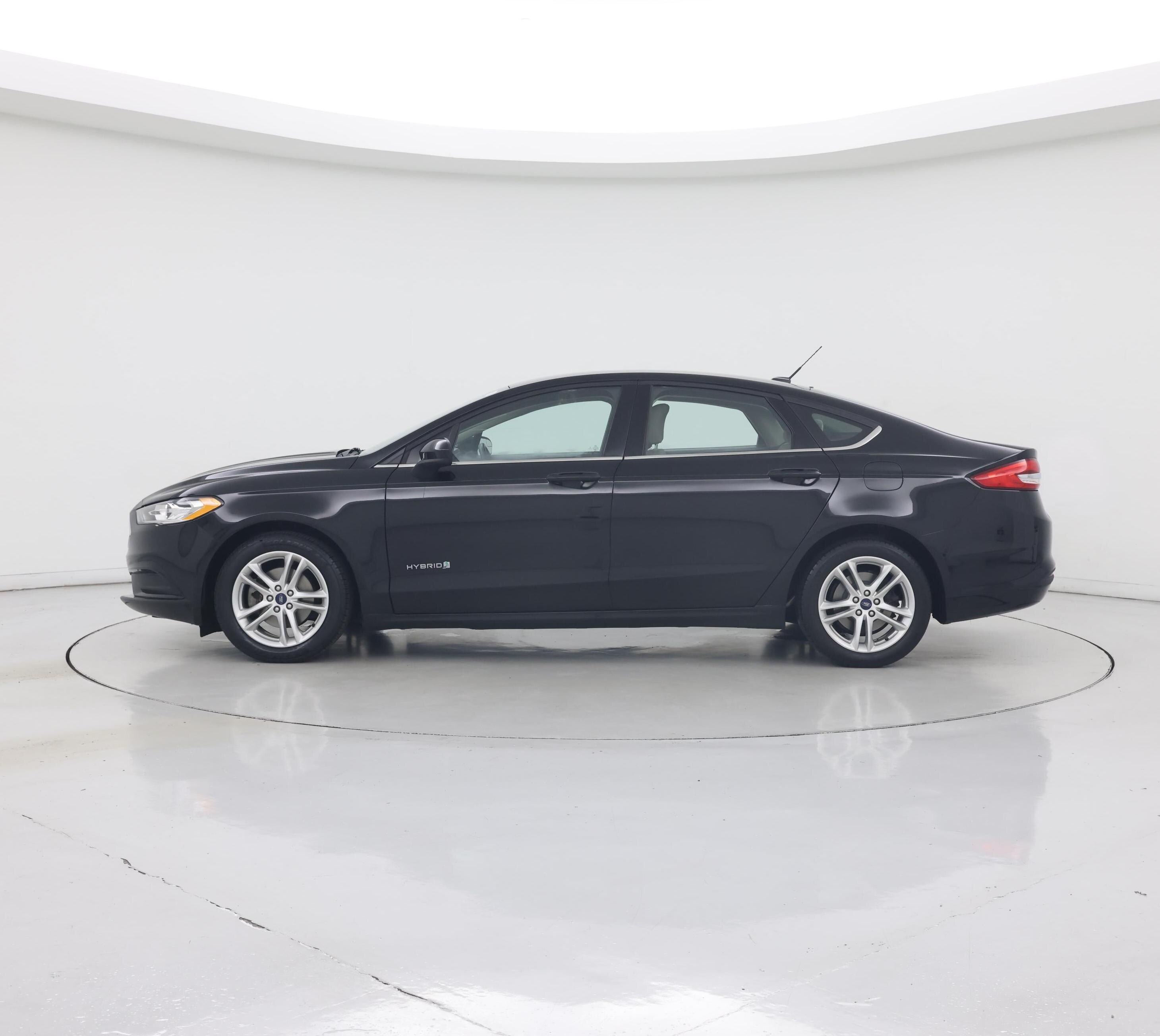 Thumbnail: 2018 Ford Fusion - 3