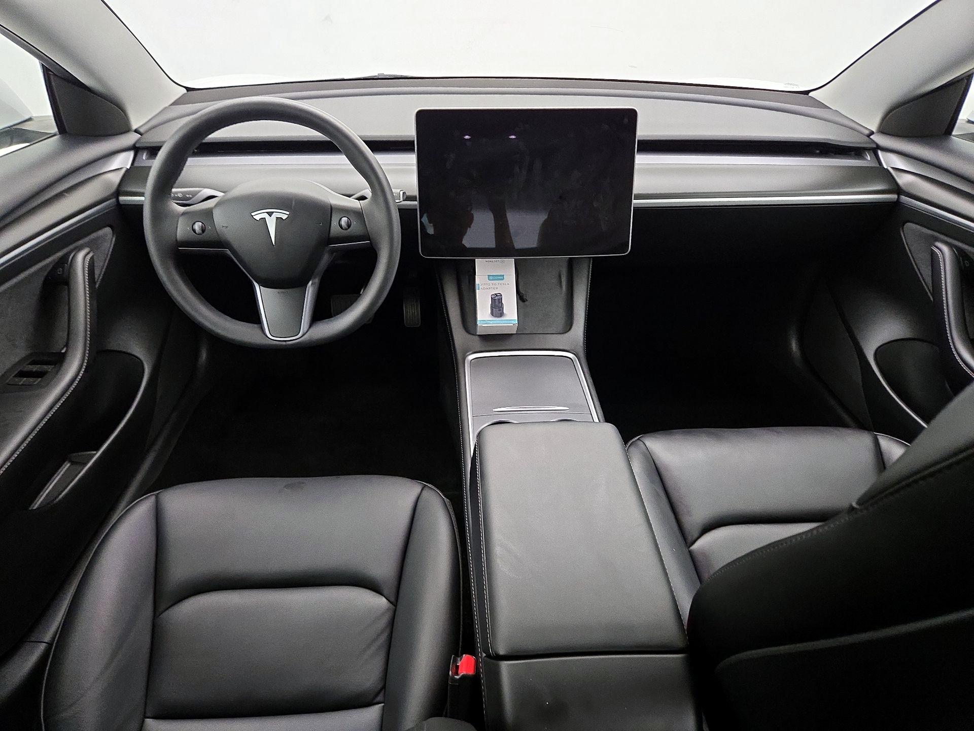 Thumbnail: 2023 Tesla Model 3 - 9