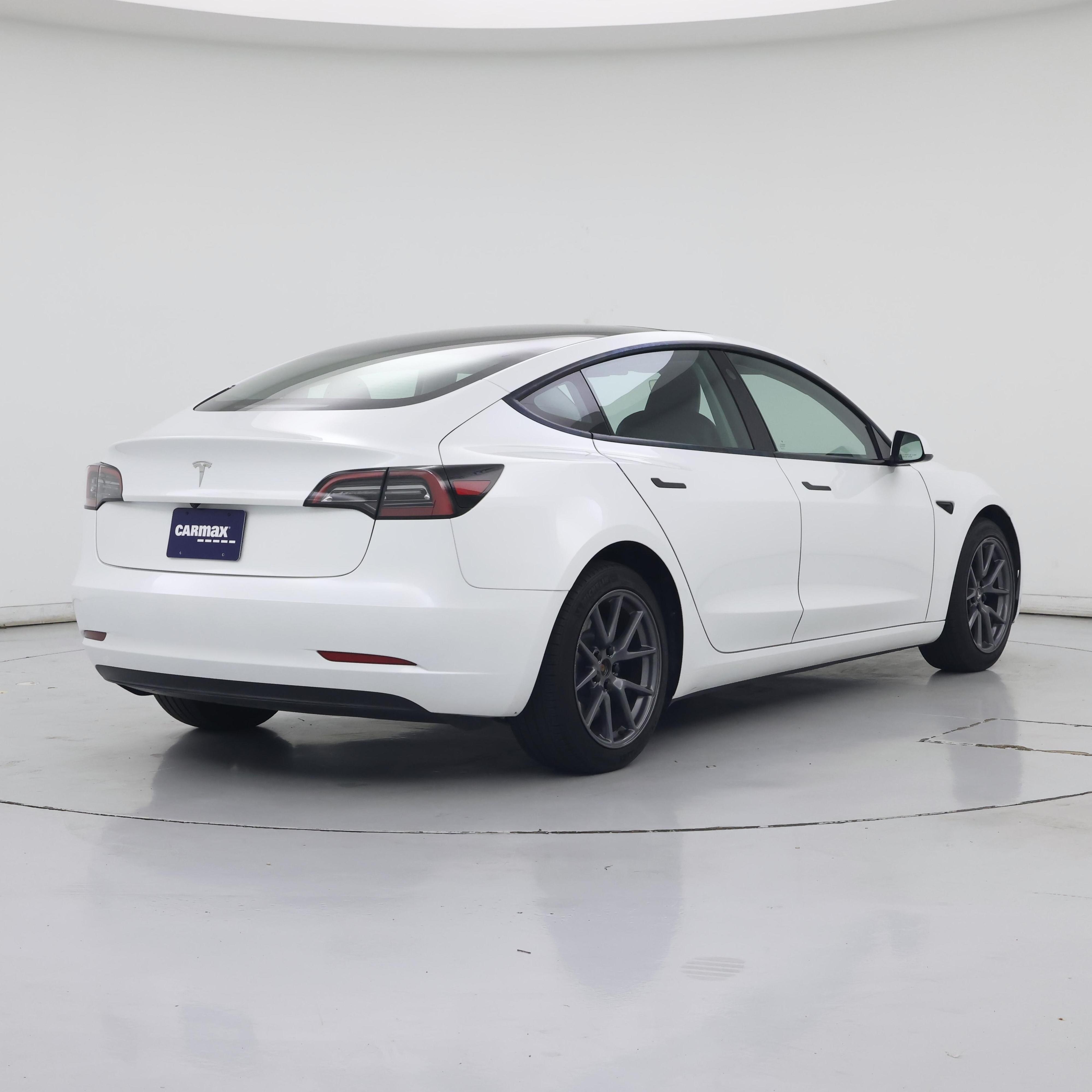 Thumbnail: 2023 Tesla Model 3 - 8