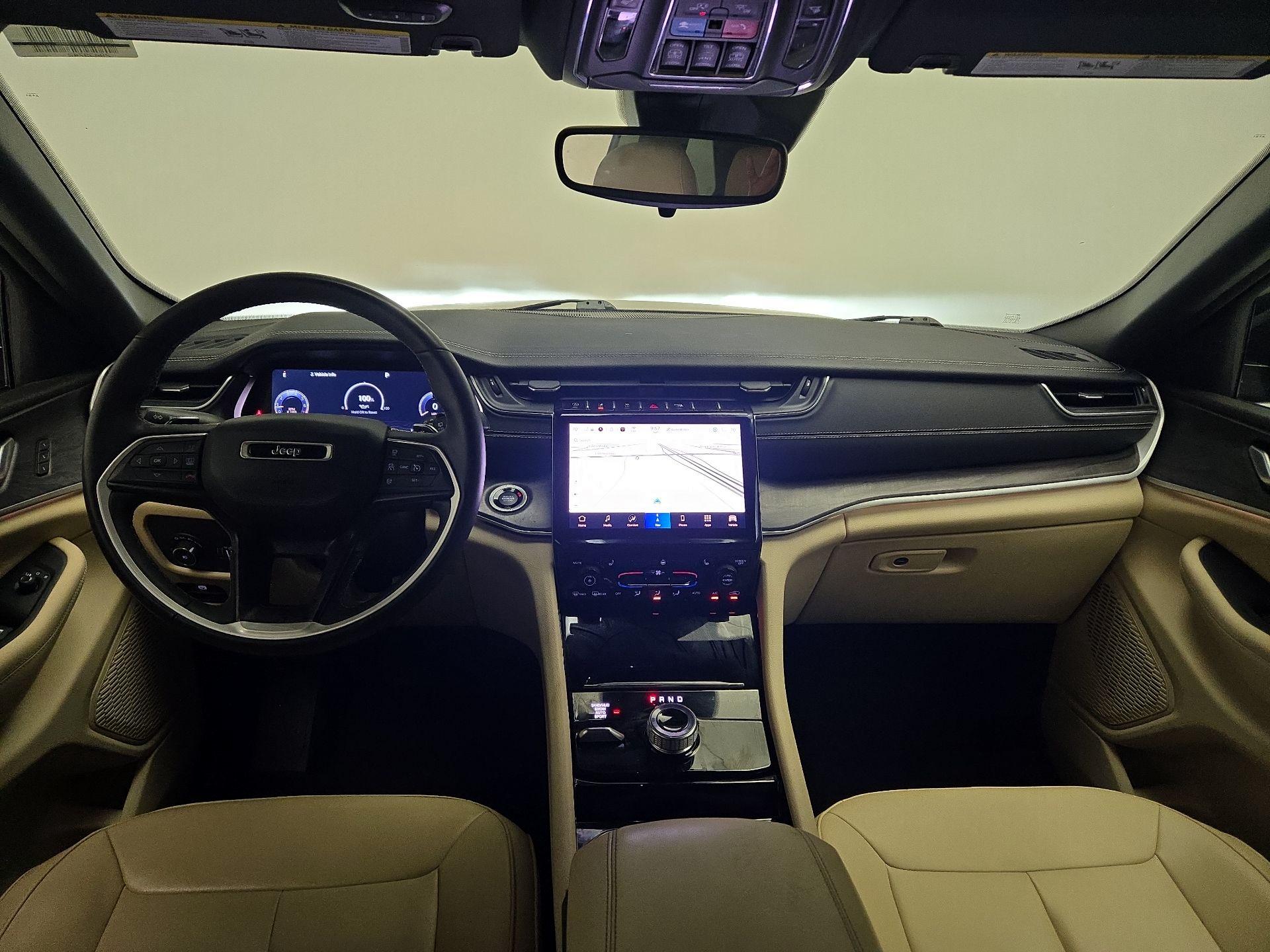 Thumbnail: 2023 Jeep Grand Cherokee - 9