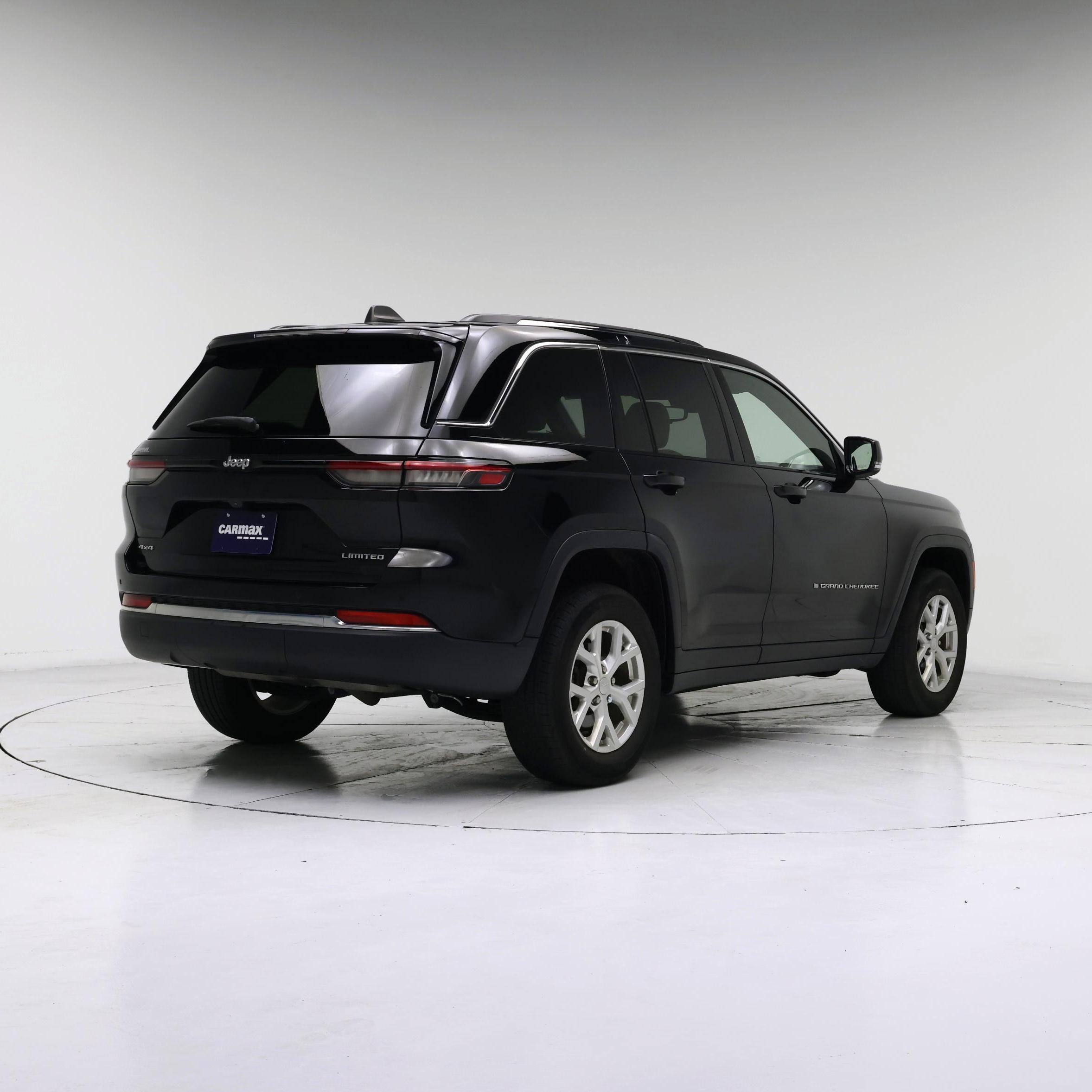 Thumbnail: 2023 Jeep Grand Cherokee - 8
