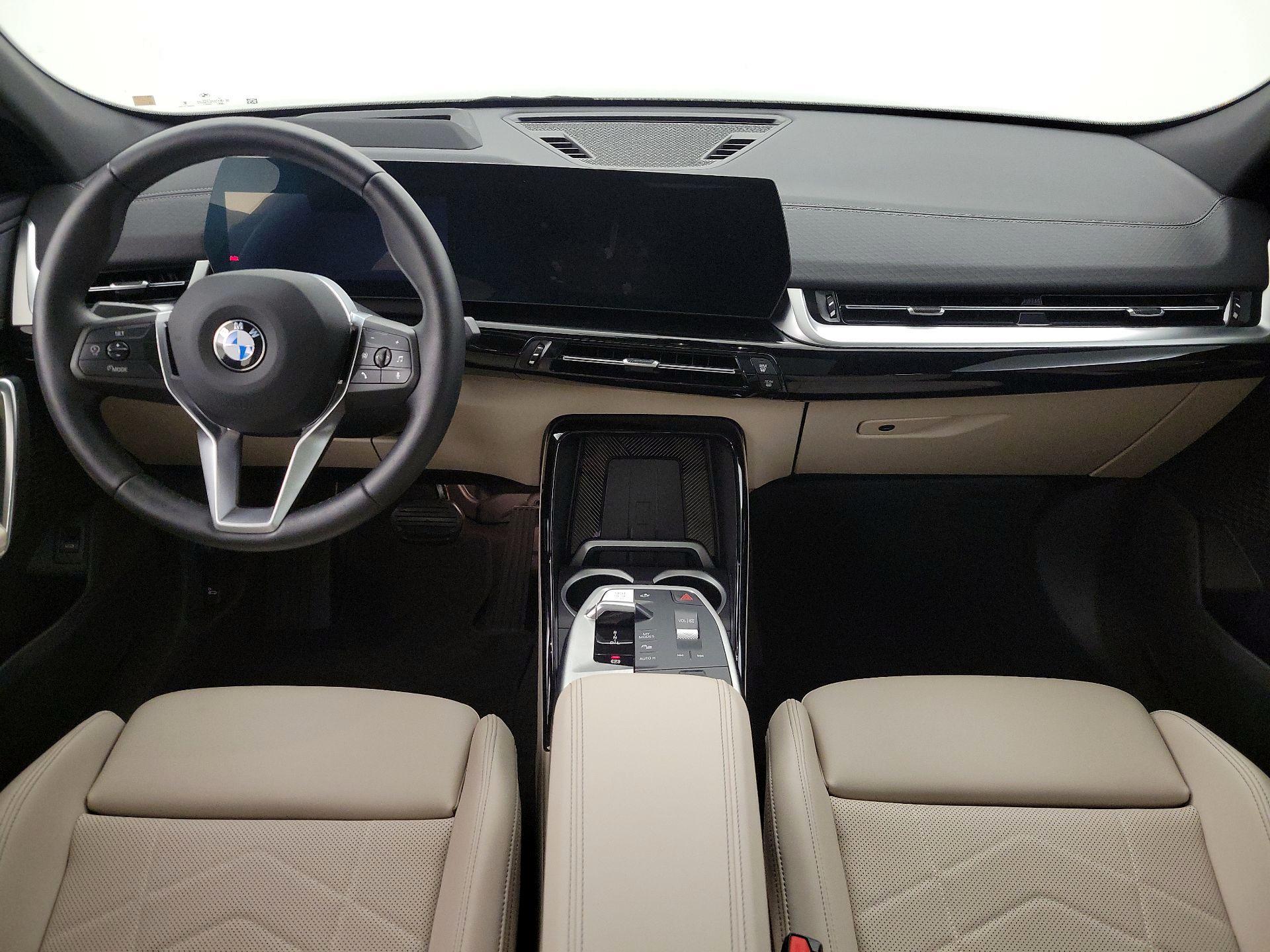Thumbnail: 2025 BMW X2 - 9