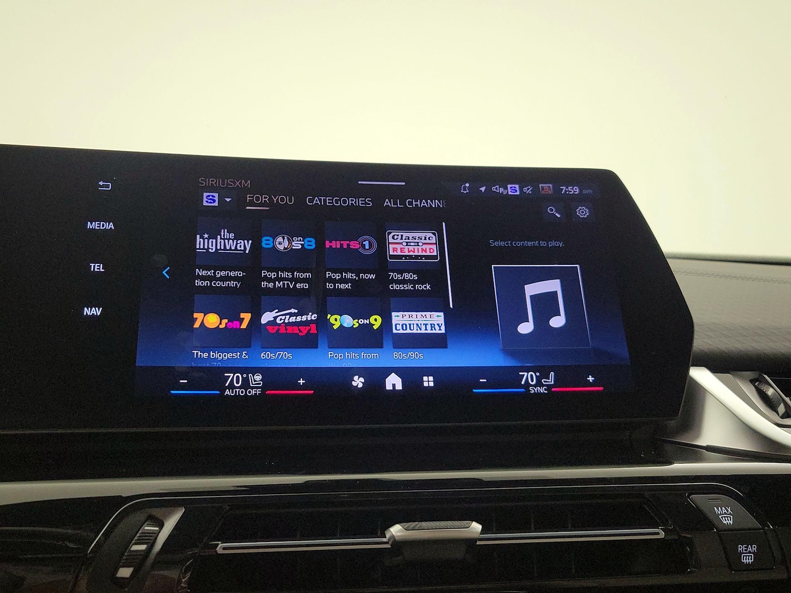 2025 BMW X2 28i - Photo 16
