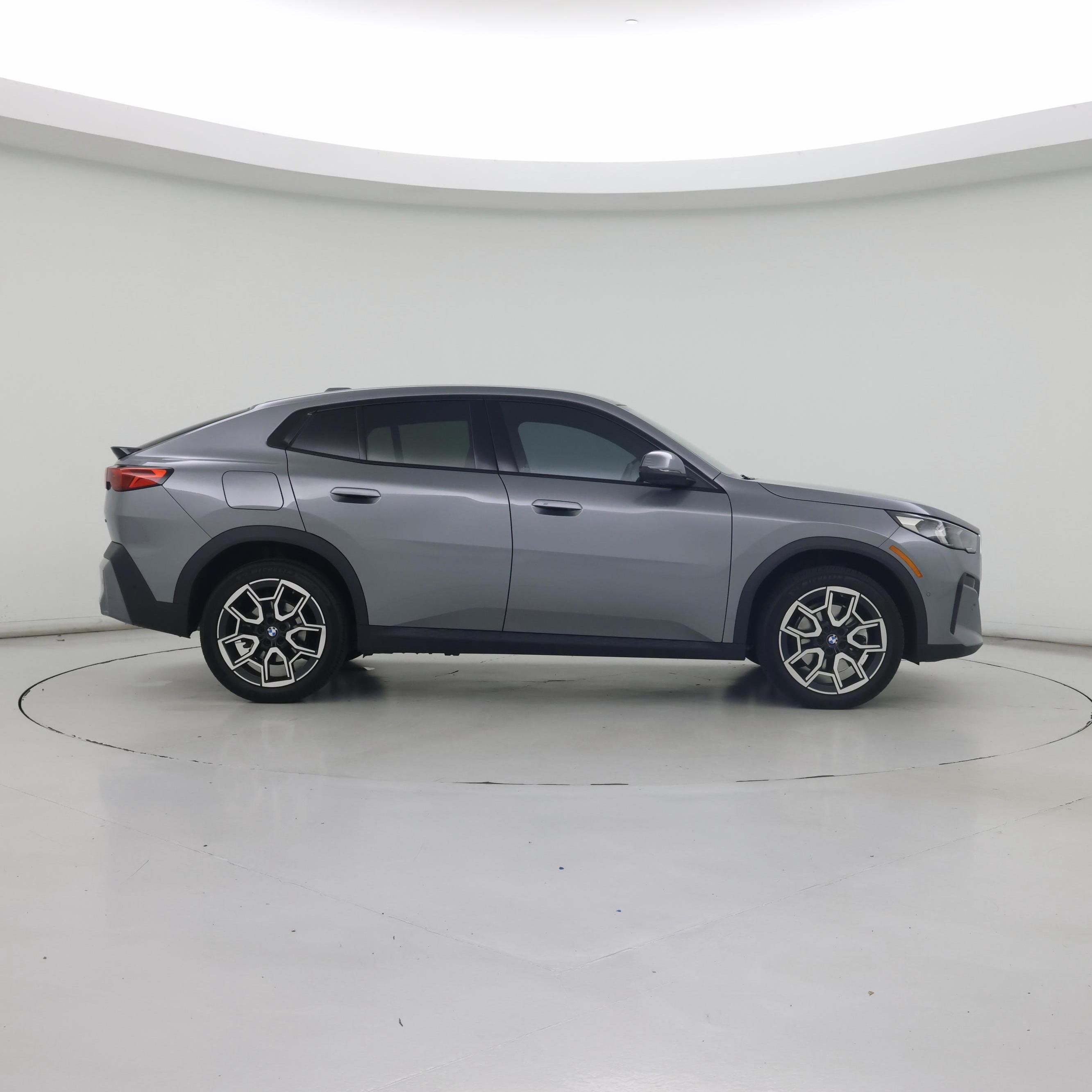 Thumbnail: 2025 BMW X2 - 7