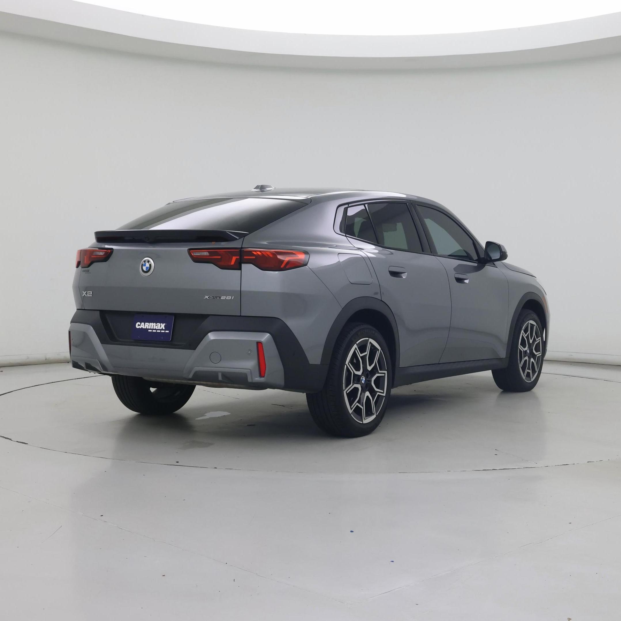 Thumbnail: 2025 BMW X2 - 8