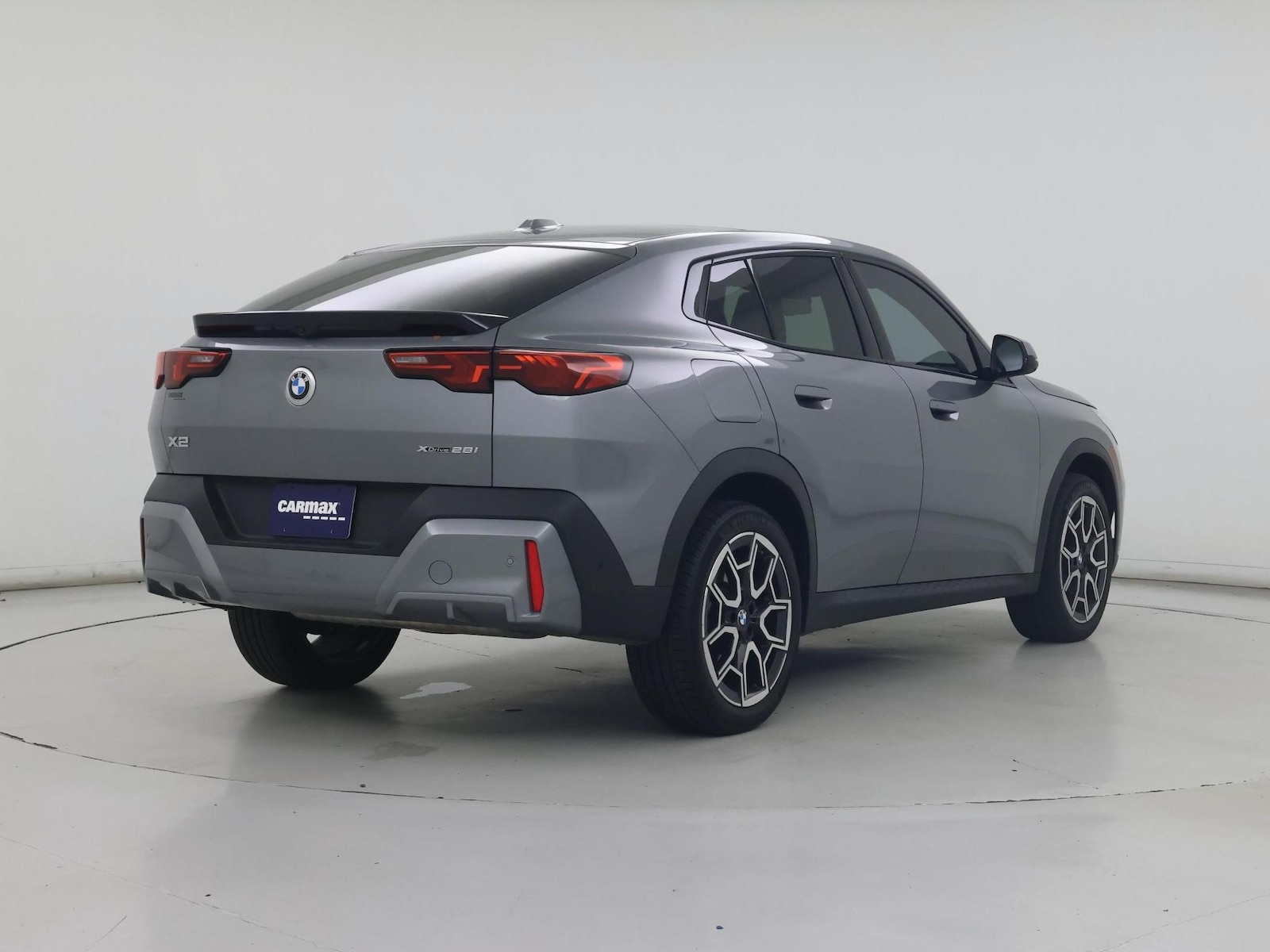 2025 BMW X2 28i - Photo 9