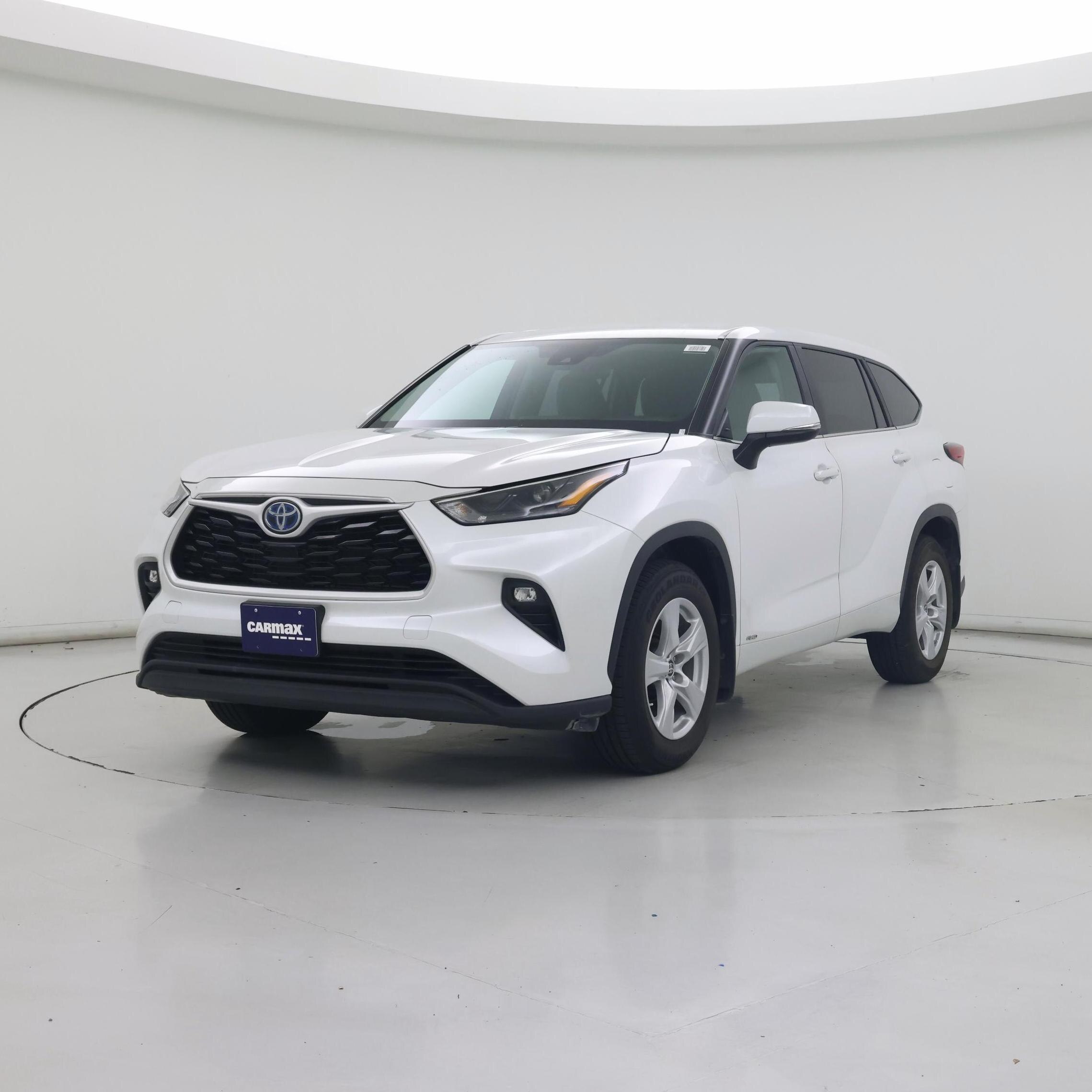 Thumbnail: 2023 Toyota Highlander - 4