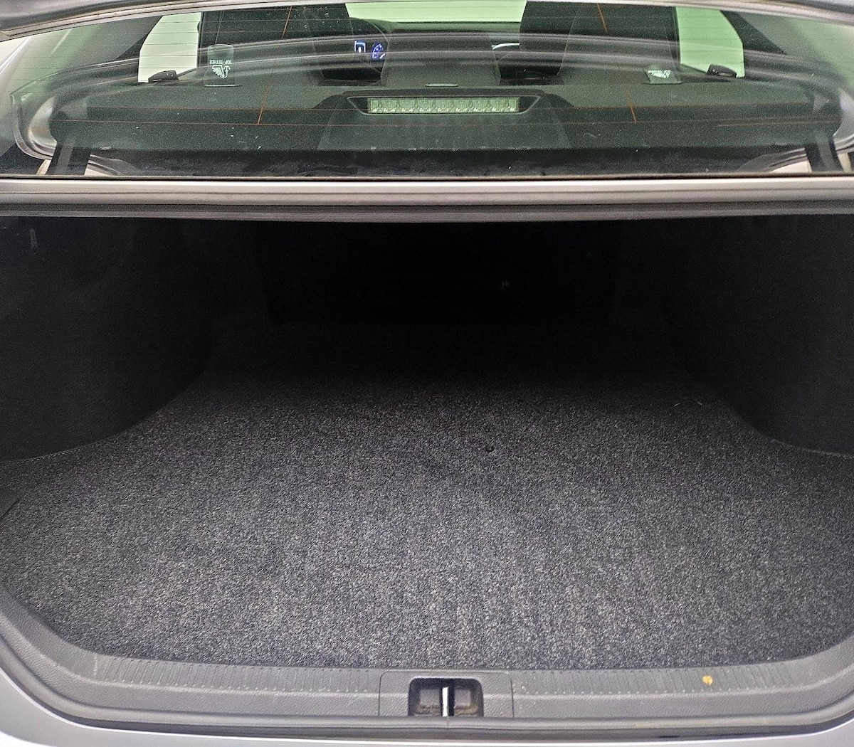 Trunk/Cargo (Seats Up)
