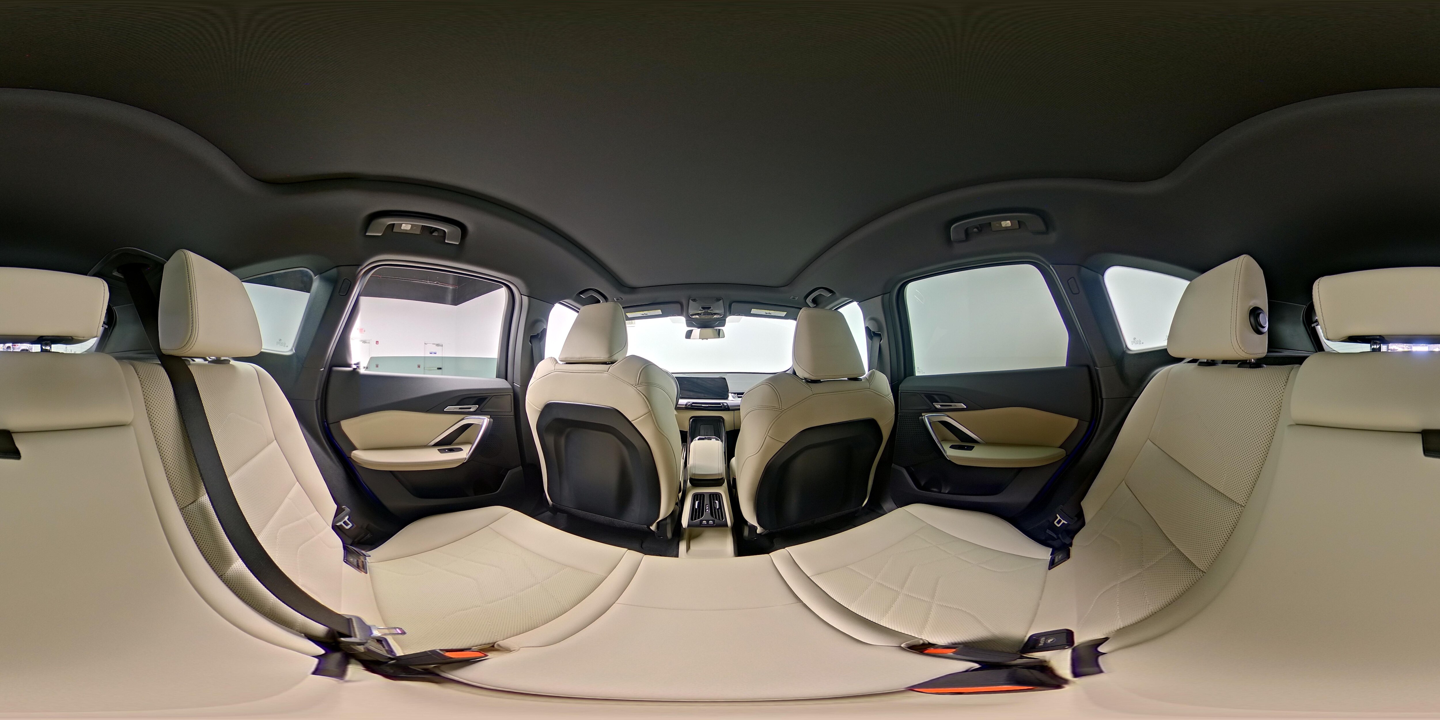 2025 BMW X1 28i - Photo 26