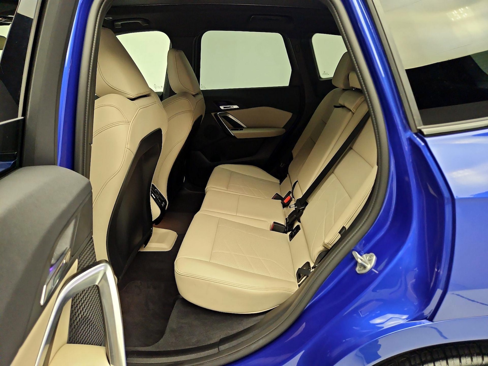 2025 BMW X1 28i - Photo 21