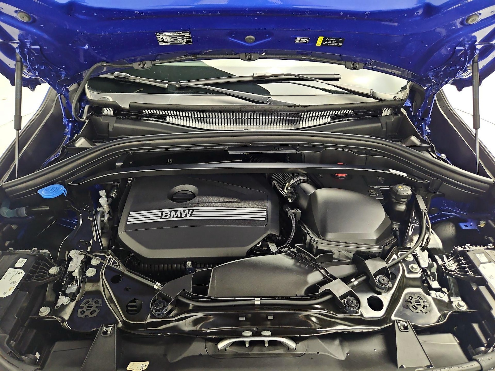 2025 BMW X1 28i - Photo 23