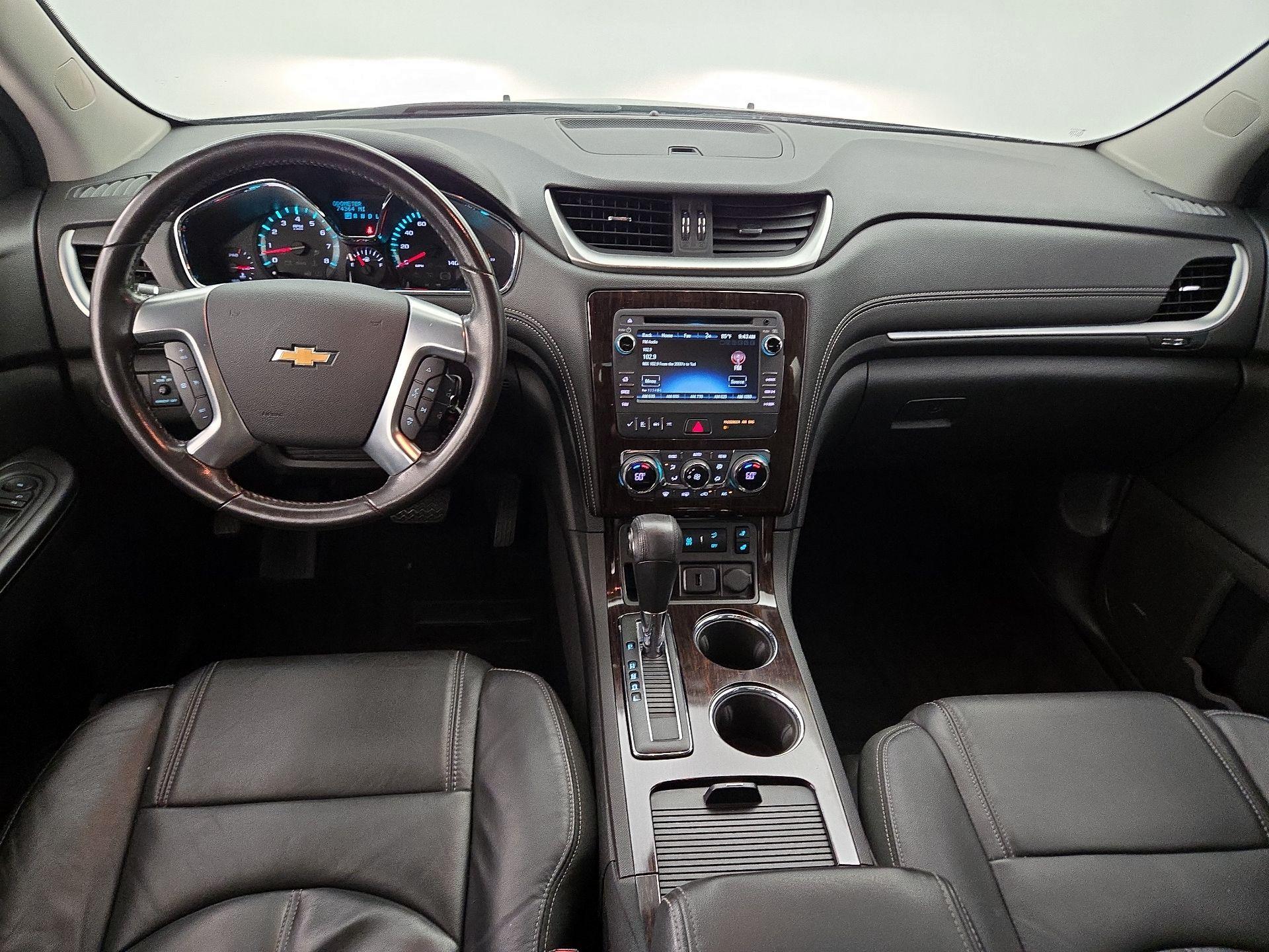 Thumbnail: 2017 Chevrolet Traverse - 9