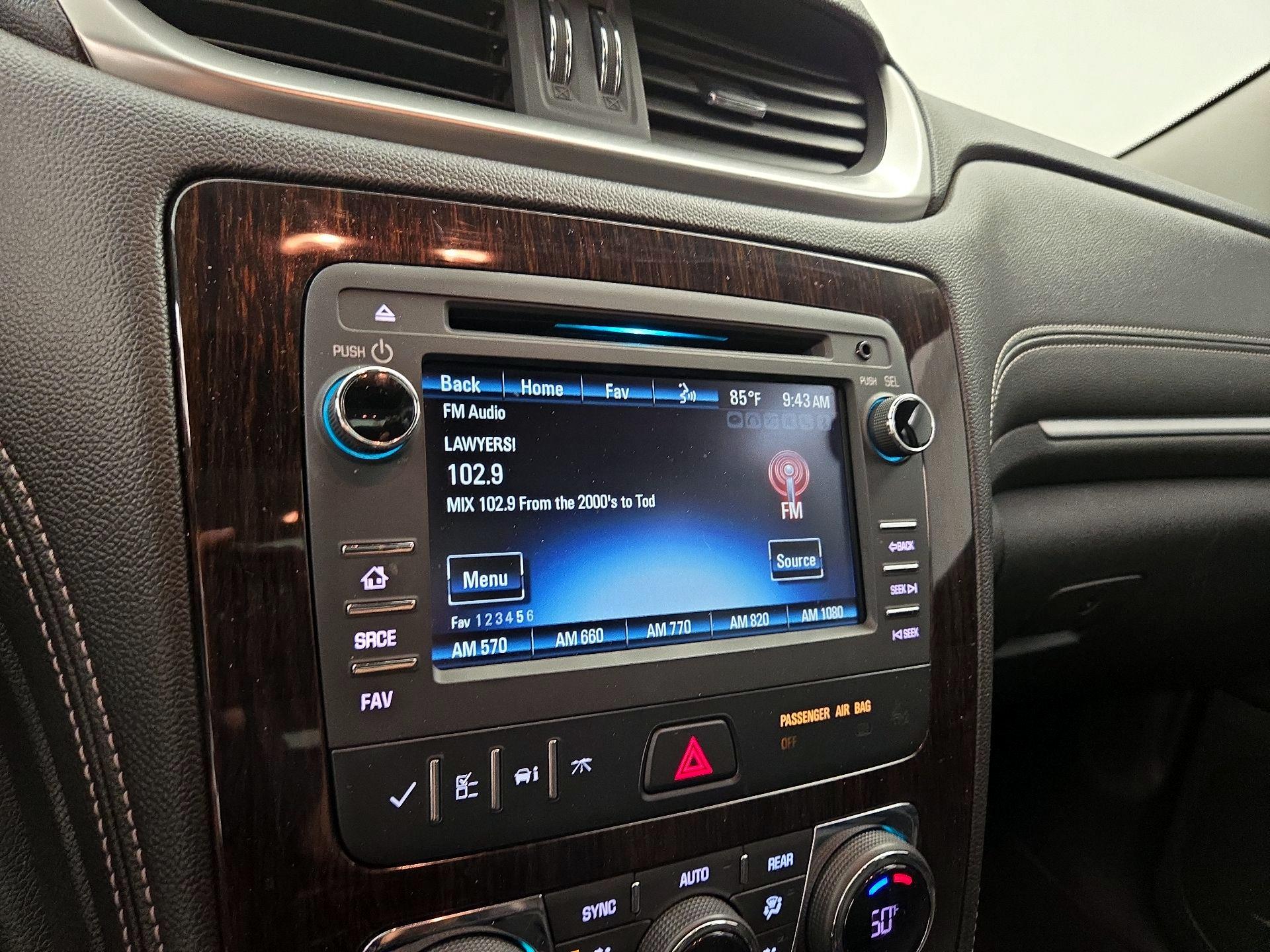 Thumbnail: 2017 Chevrolet Traverse - 15