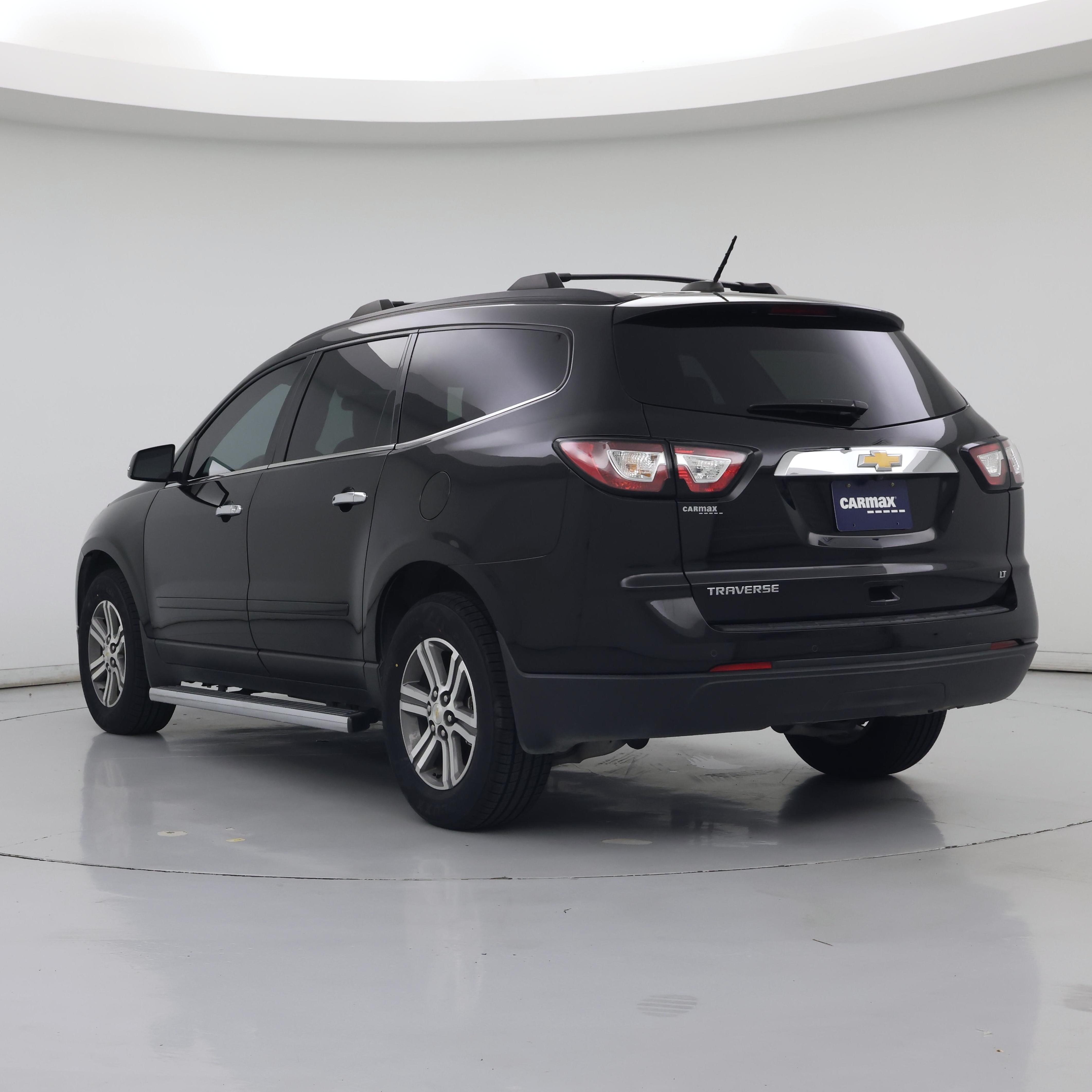 Thumbnail: 2017 Chevrolet Traverse - 2