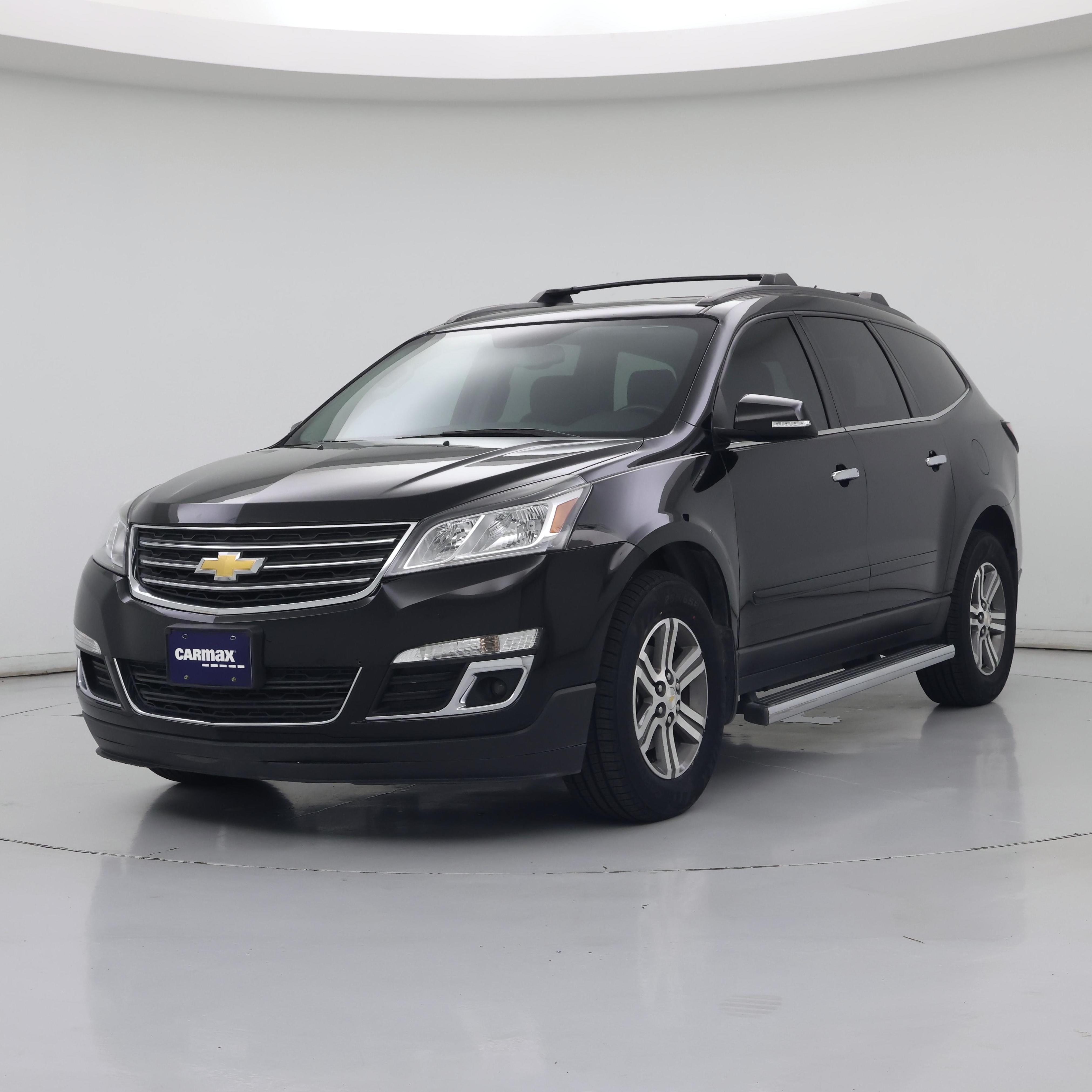 Thumbnail: 2017 Chevrolet Traverse - 4