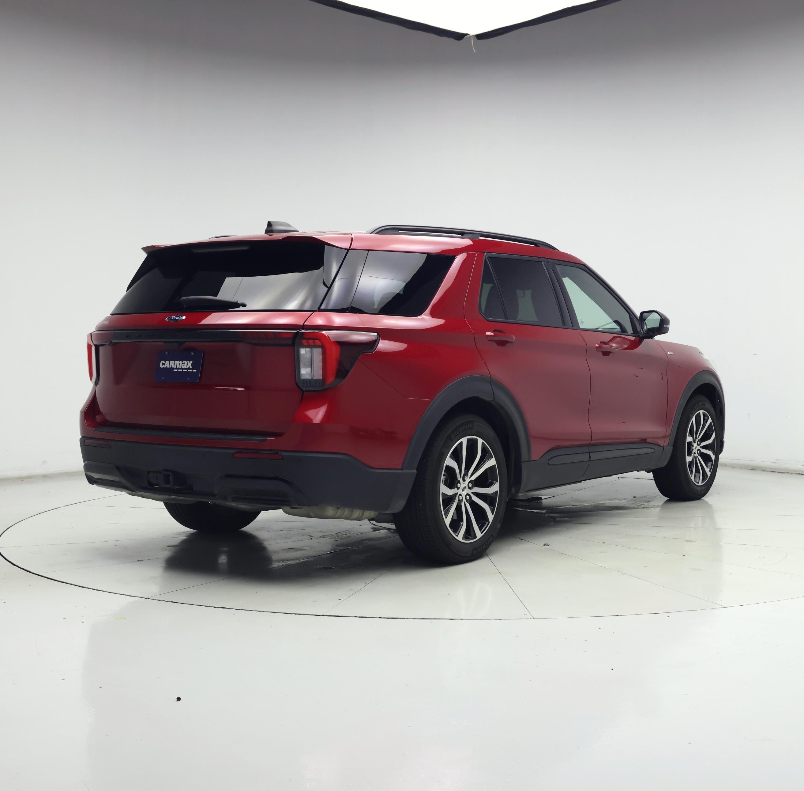 Thumbnail: 2025 Ford Explorer - 8
