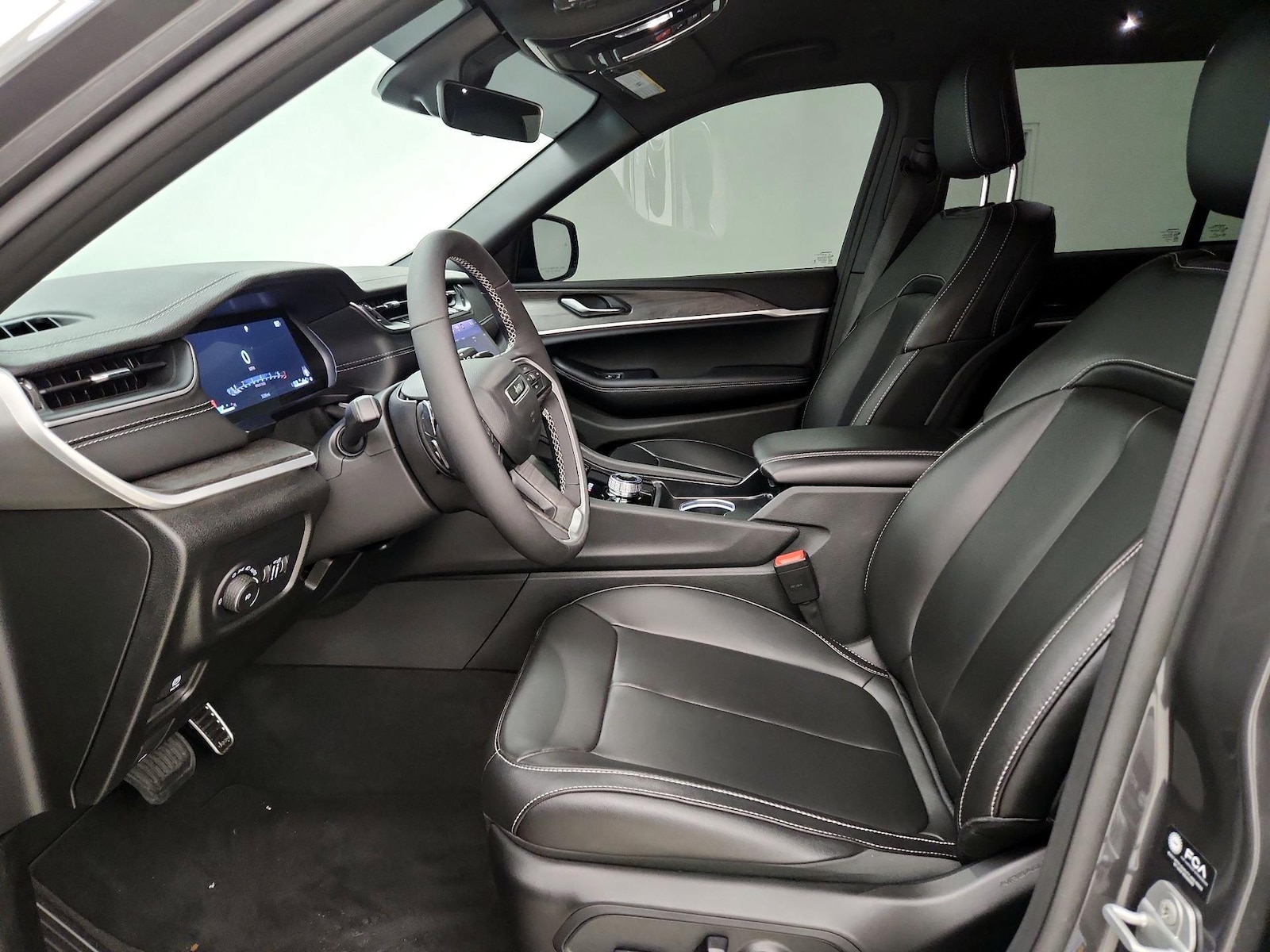 2025 Jeep Grand Cherokee Limited - Photo 12