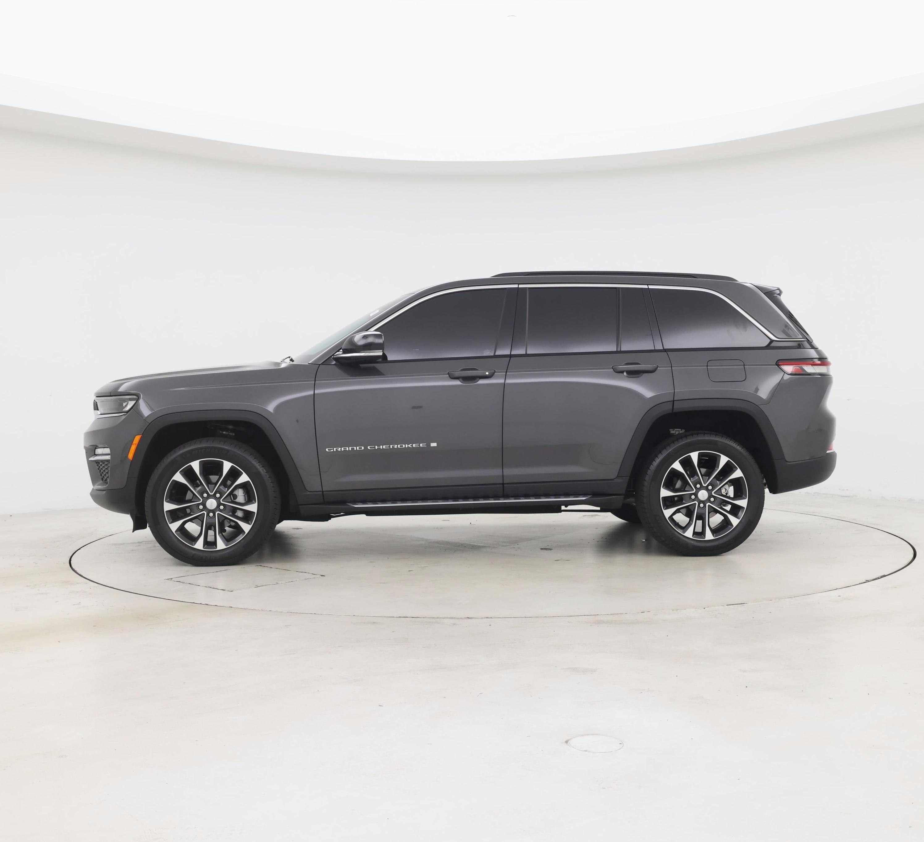 Thumbnail: 2025 Jeep Grand Cherokee - 3